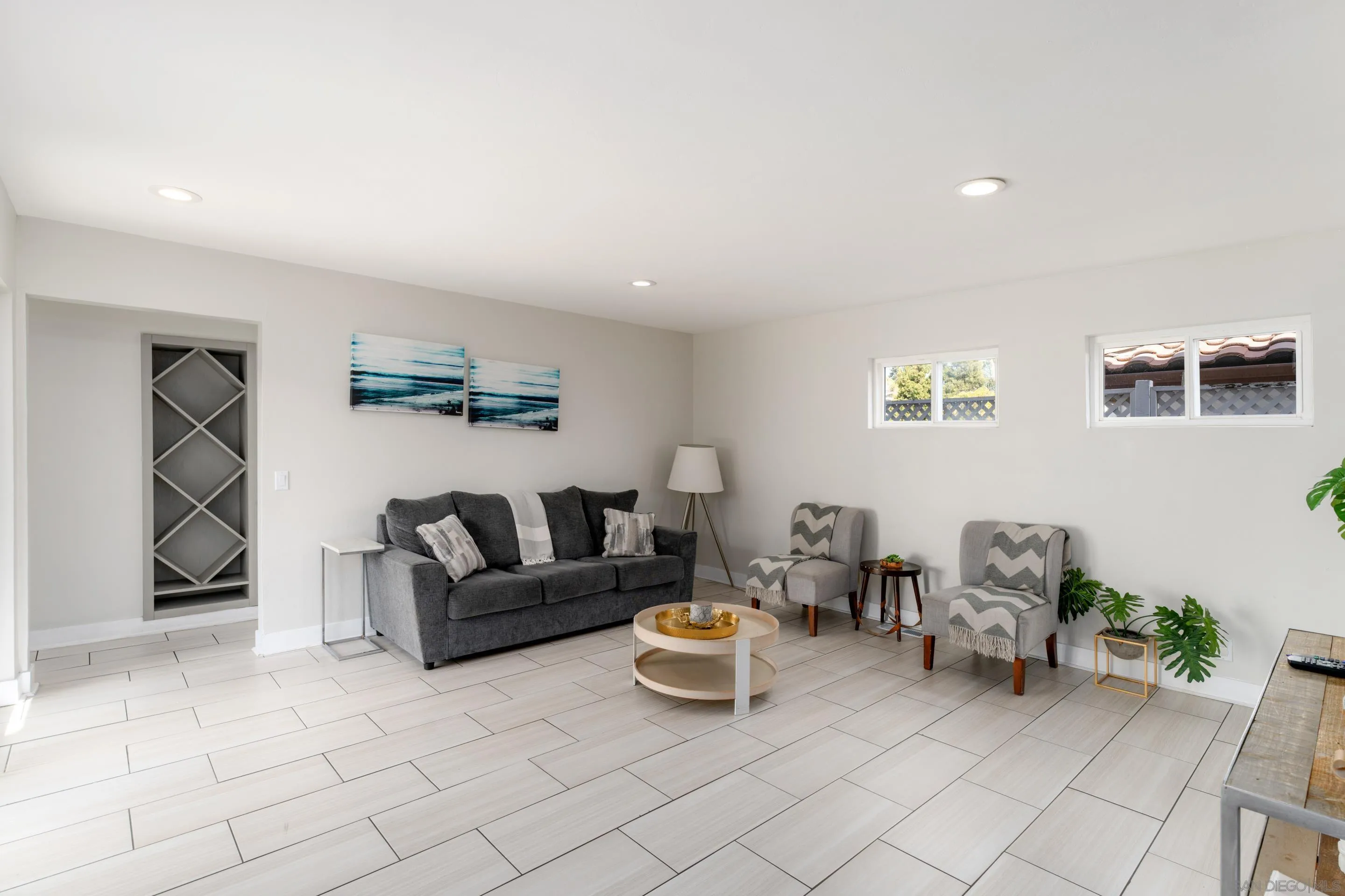 https://cdn.realtyfeed.com/cdn/127/260022619/23ea440d99f12fb65364f3bd83382b26.webp