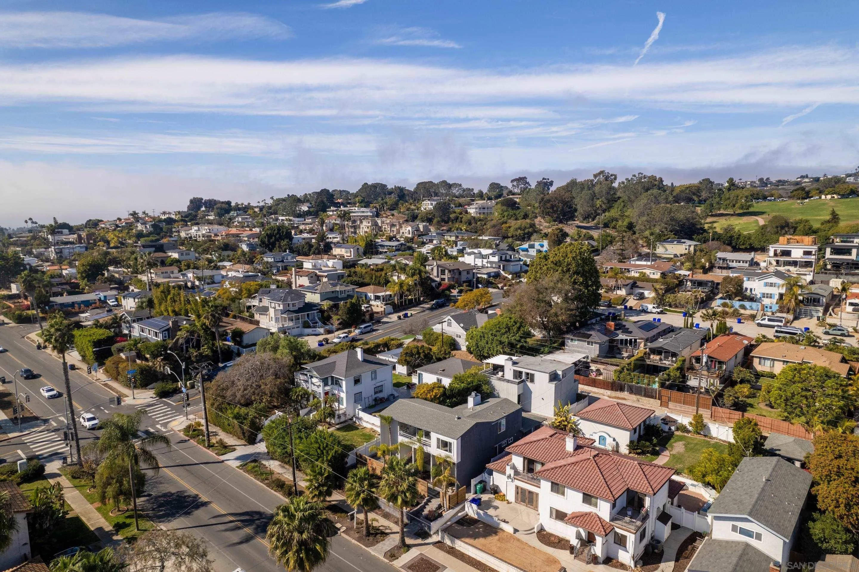 https://cdn.realtyfeed.com/cdn/127/260022619/3dfec05e7484004b856730f070097d54.webp