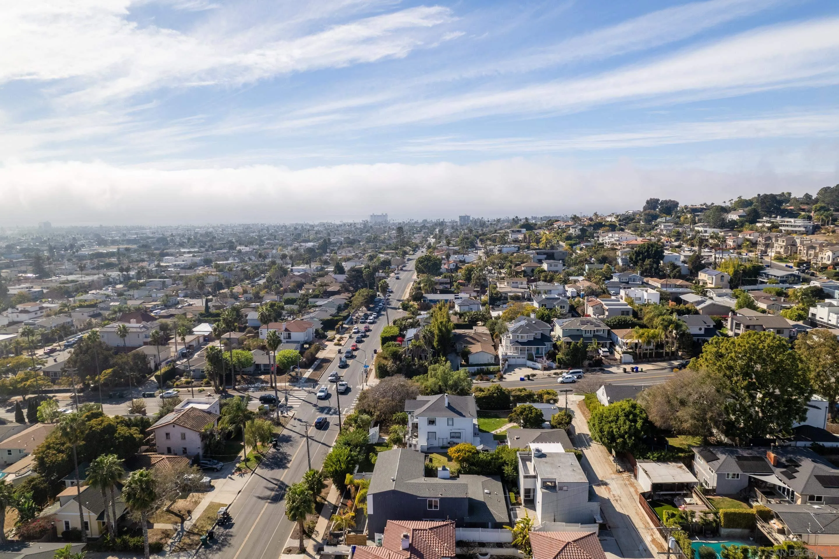 https://cdn.realtyfeed.com/cdn/127/260022619/5f54941308fe86974abdbddb150e0580.webp