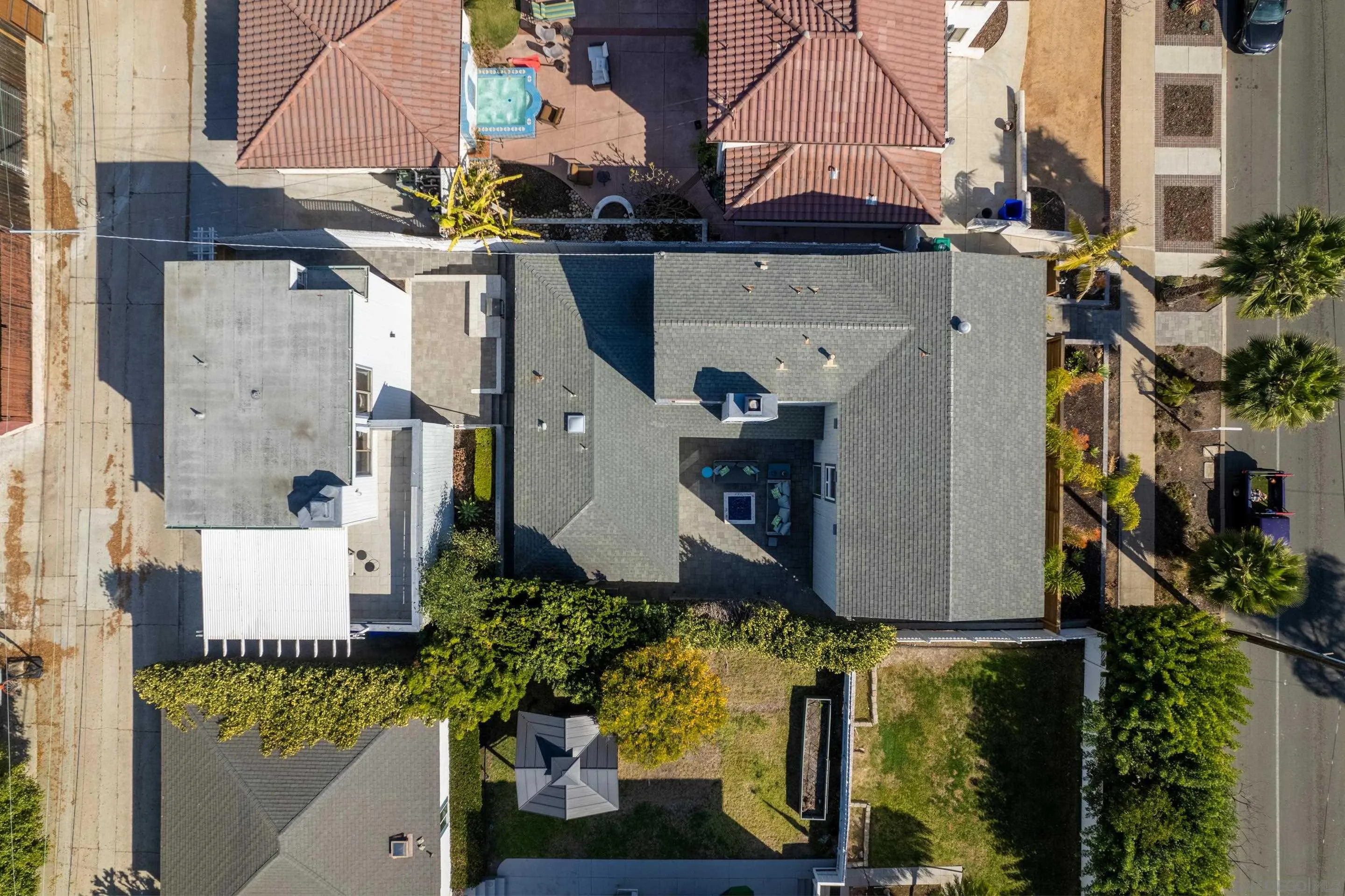 https://cdn.realtyfeed.com/cdn/127/260022619/6a0b6e4fbe319fcaa53e458aee05f5f0.webp