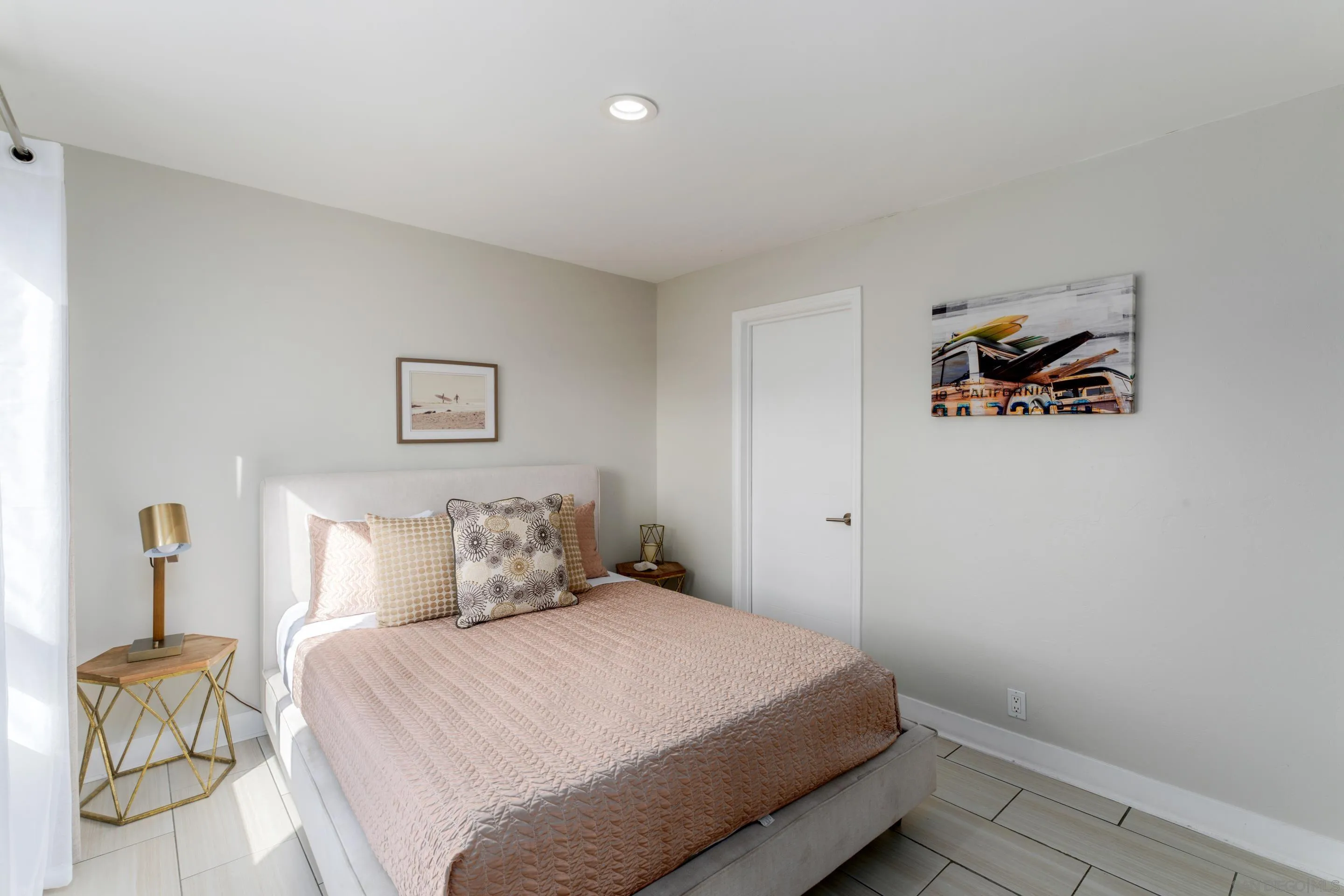 https://cdn.realtyfeed.com/cdn/127/260022619/b0bcdee5b77be49ca58a3754f2ed62c7.webp