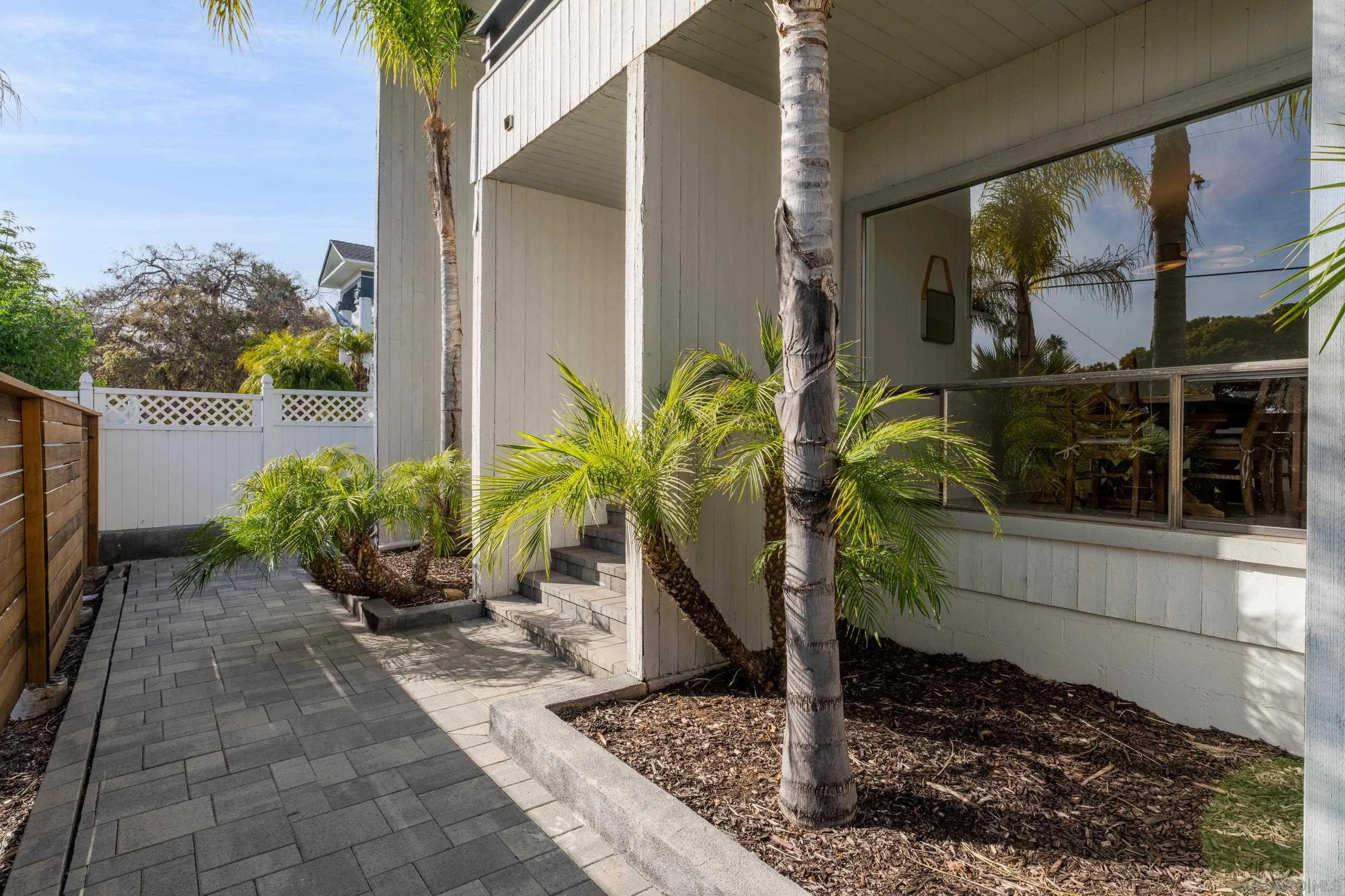 https://cdn.realtyfeed.com/cdn/127/260022619/e7d03bd24d9a47e11ec02827dda186da.webp