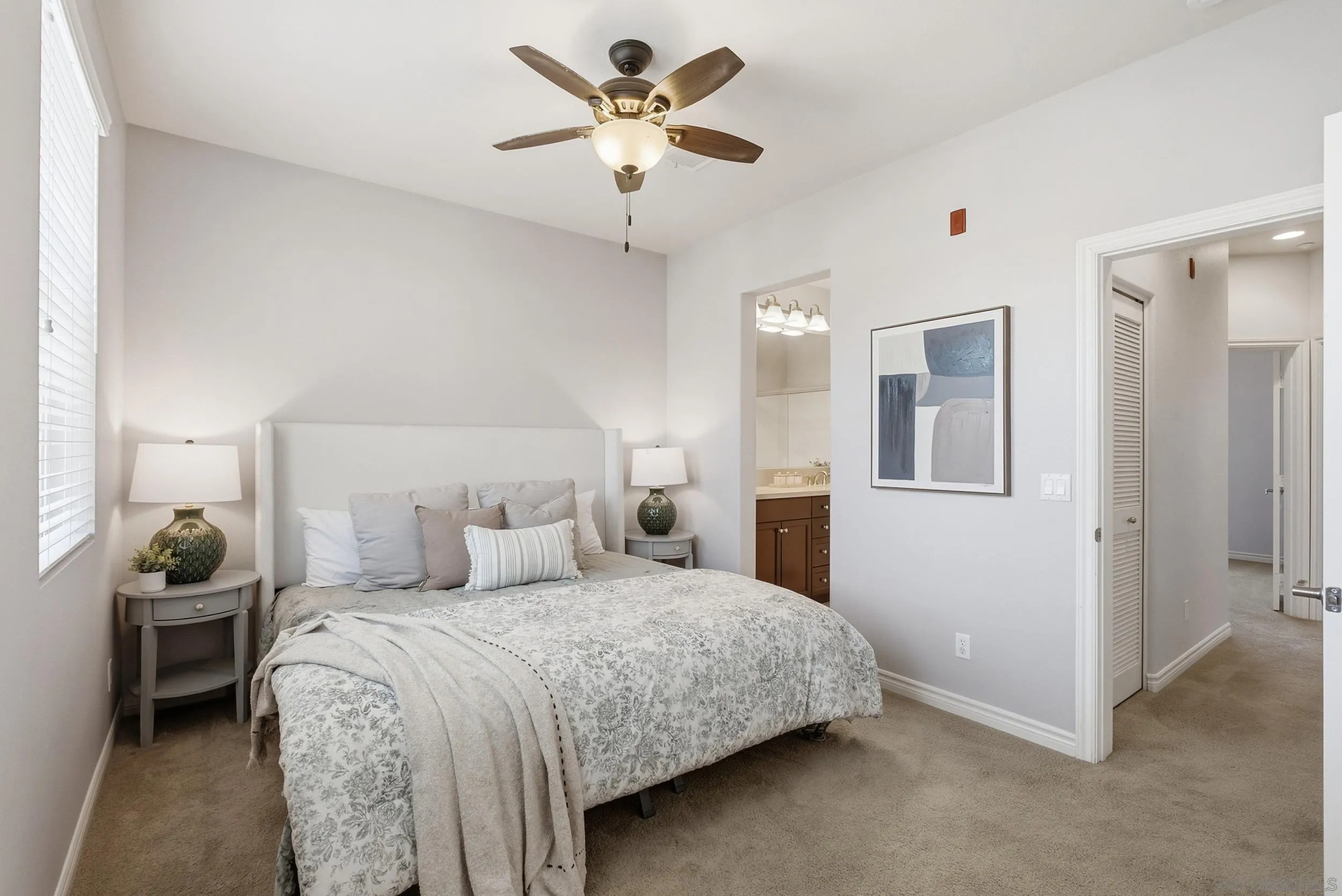 https://cdn.realtyfeed.com/cdn/127/260022620/63c4e9329b229d3d1ef00895763bee57.webp