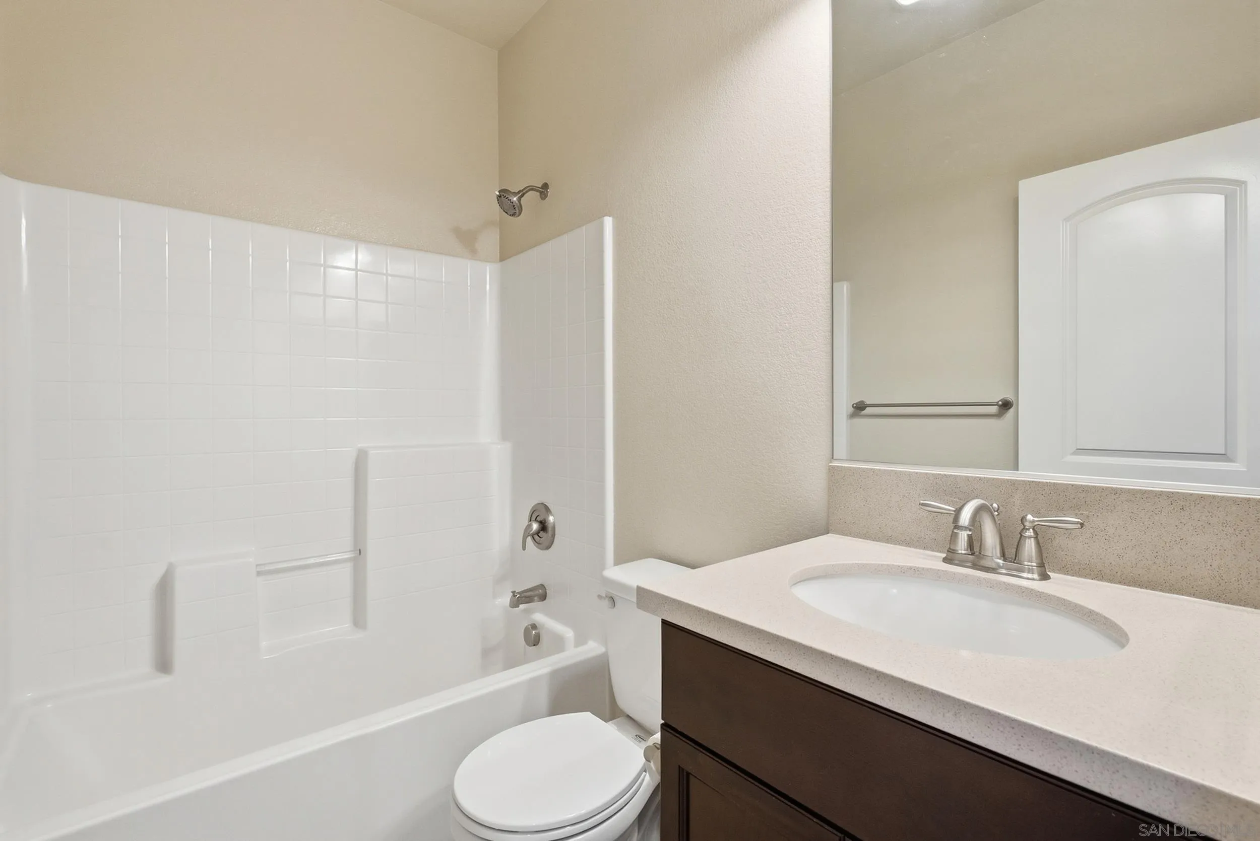 https://cdn.realtyfeed.com/cdn/127/260022620/7255df1927b1a23a35d8f96fd7e4573a.webp