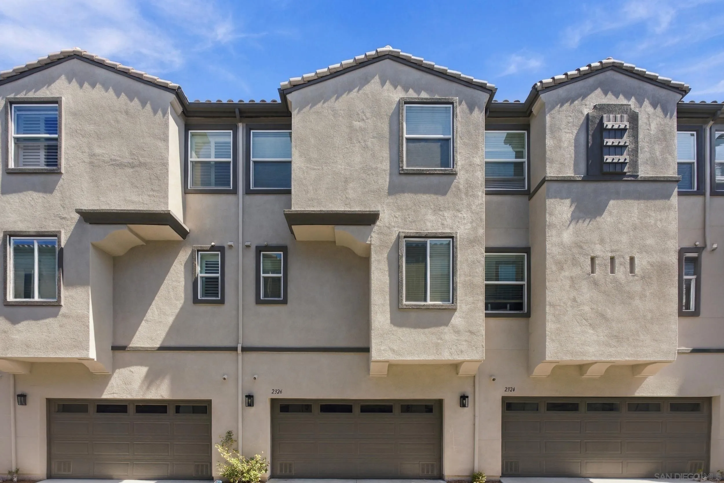 https://cdn.realtyfeed.com/cdn/127/260022620/b19dc70f7f3eb681a4435c20de7f916b.webp