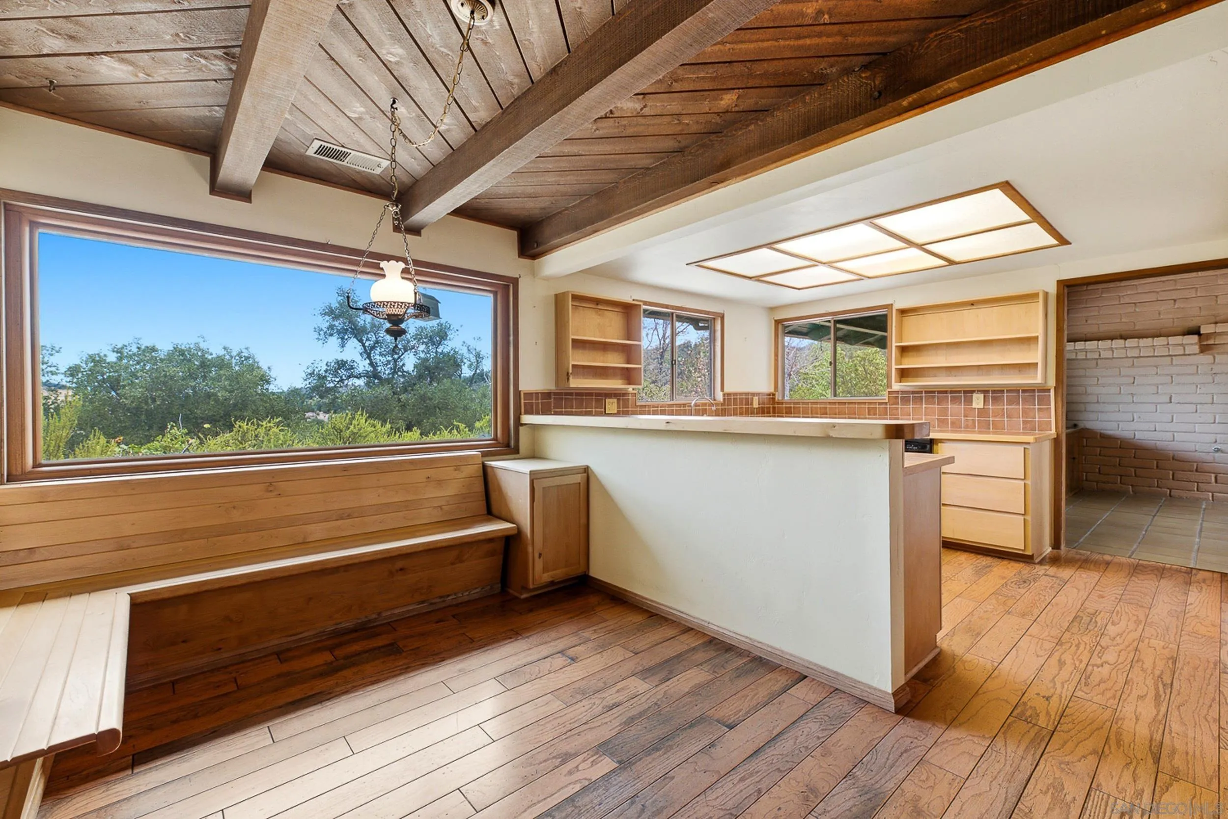 https://cdn.realtyfeed.com/cdn/127/260022621/6365e17aa4920aaa150f3f32462e30b0.webp