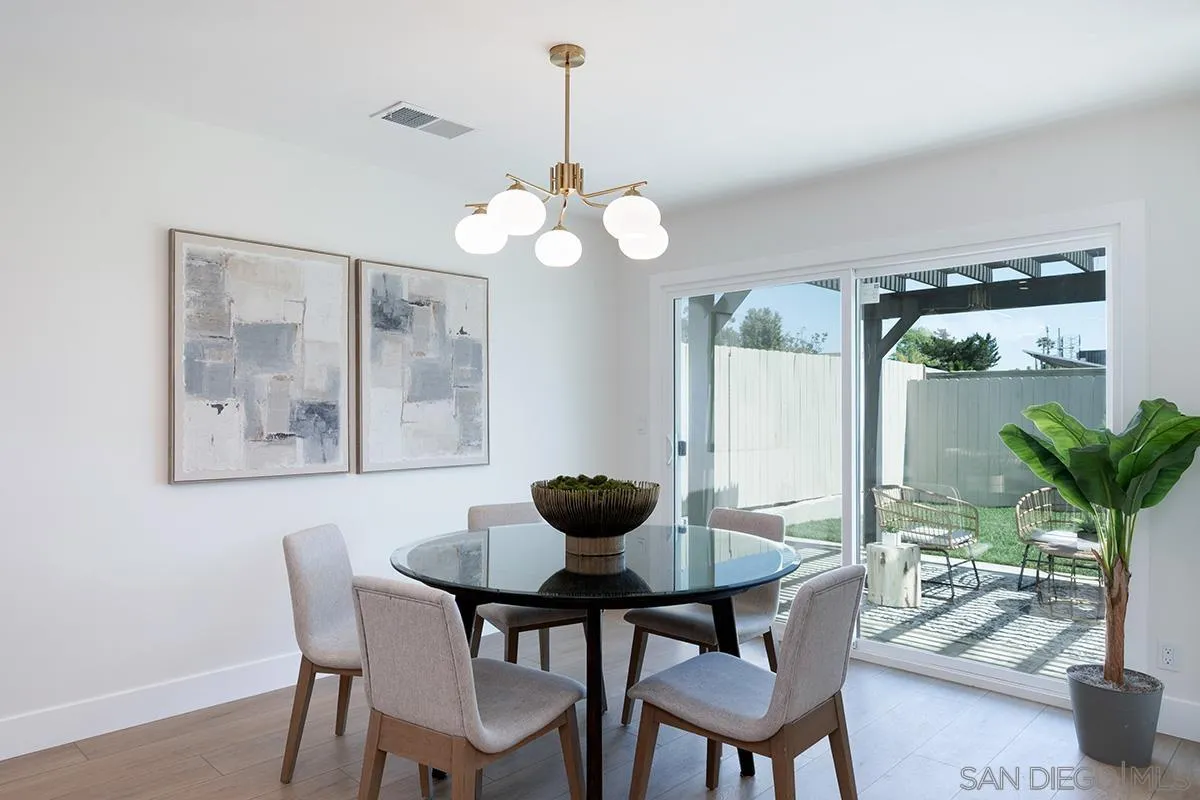 https://cdn.realtyfeed.com/cdn/127/260022624/76f9535c5329e234609022bb2d2df9e2.webp