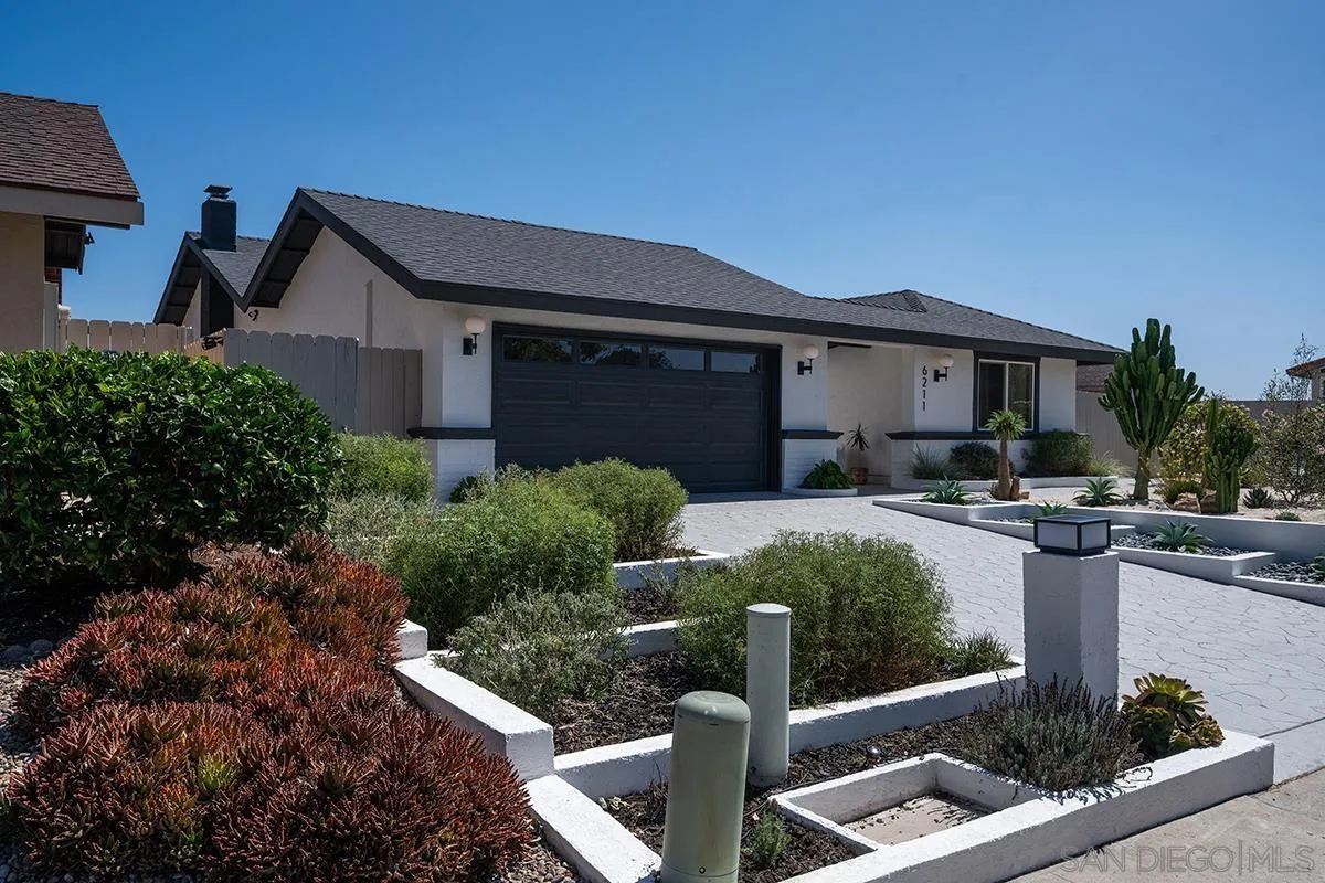 https://cdn.realtyfeed.com/cdn/127/260022624/c6a6f008fec71706dde7364a3e329daf.webp