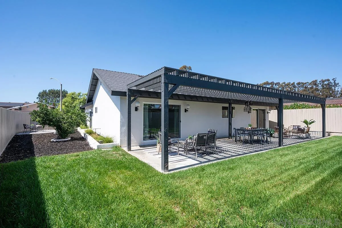https://cdn.realtyfeed.com/cdn/127/260022624/e276ae6477327c8b81fe6e045e912661.webp