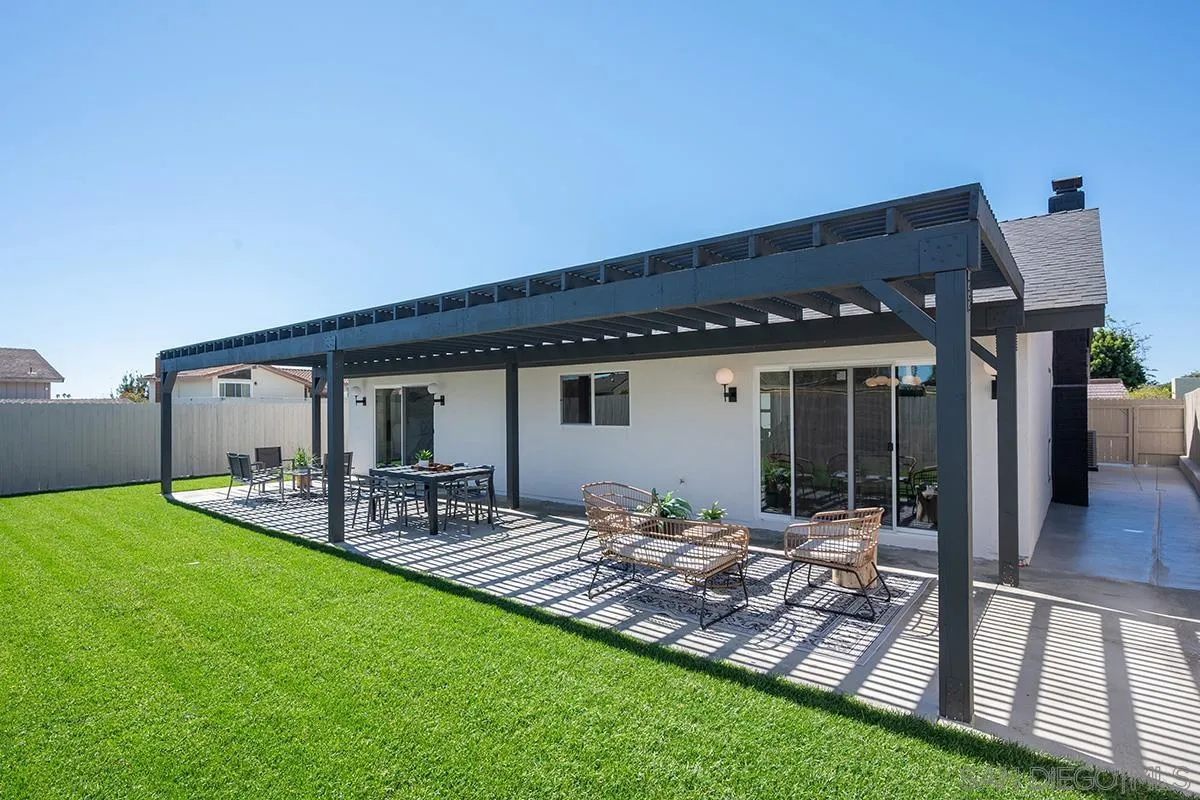 https://cdn.realtyfeed.com/cdn/127/260022624/f04ff6f3deeacaa3a5ee43a3cd473ca5.webp