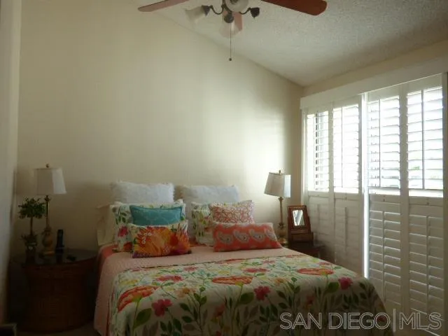 https://cdn.realtyfeed.com/cdn/127/260022625/9217fd36ec729494e540615f80c45df0.webp