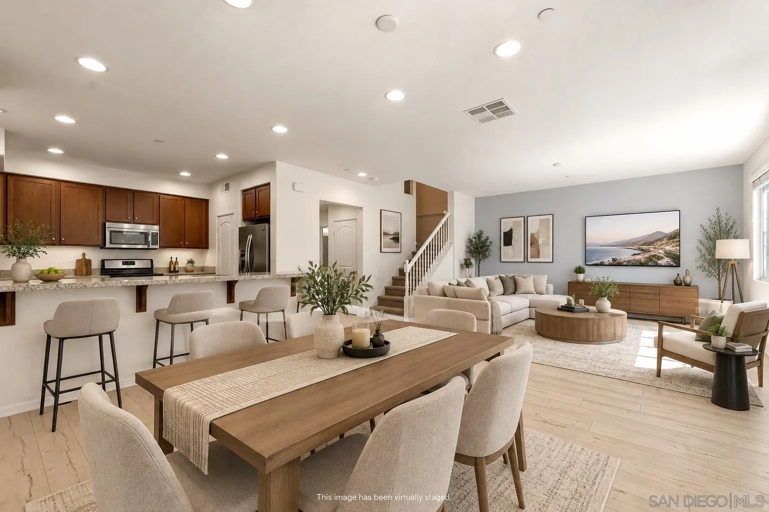 https://cdn.realtyfeed.com/cdn/127/260022626/0c5a53f7e8da3bbe5eb532b6b47e6ddd.webp