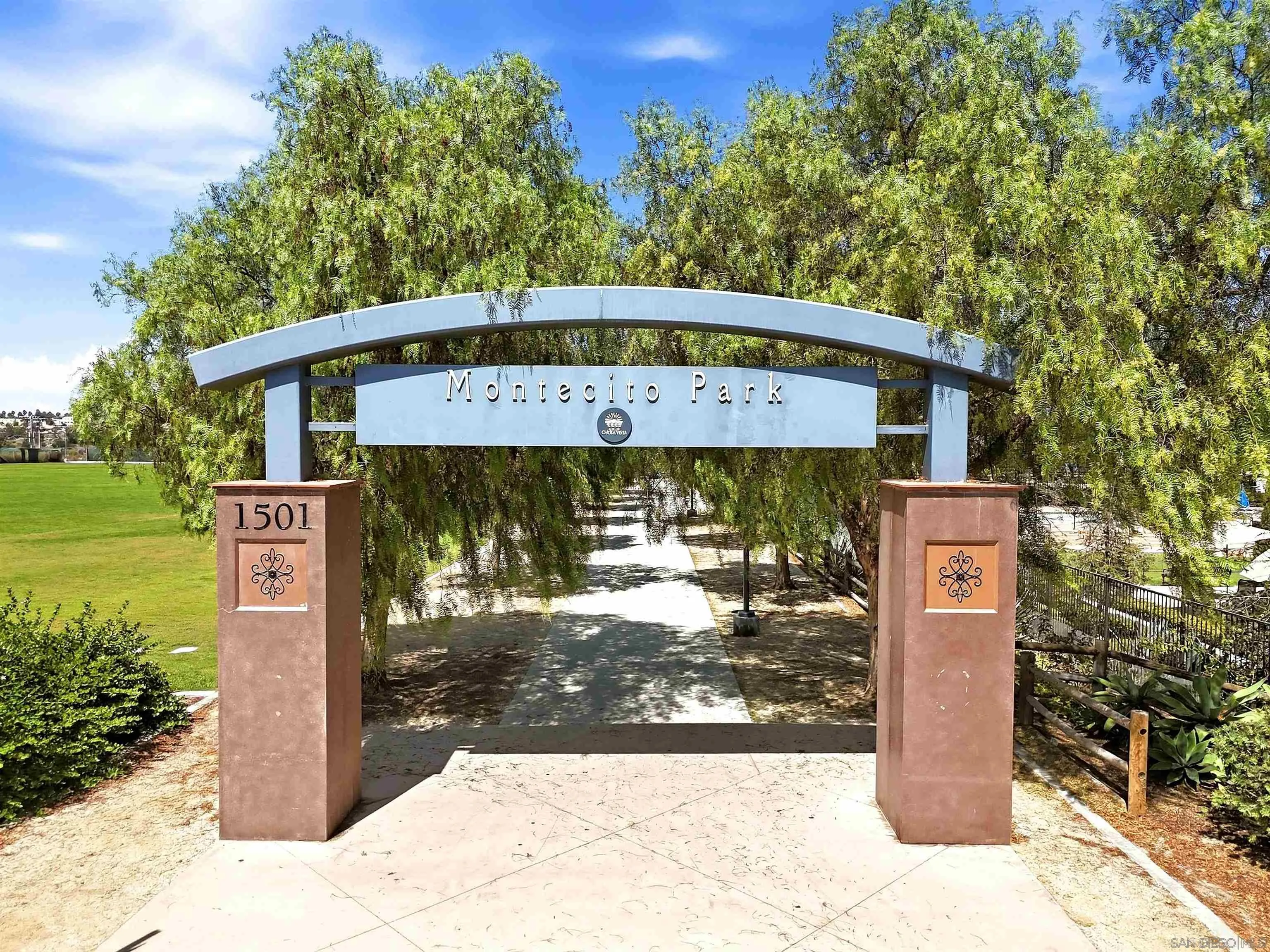 https://cdn.realtyfeed.com/cdn/127/260022626/c668edffee4aa723cc953577bc756875.webp