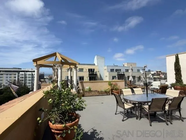 https://cdn.realtyfeed.com/cdn/127/260022628/06126fd9f22da7dde90c791424abb8e3.webp