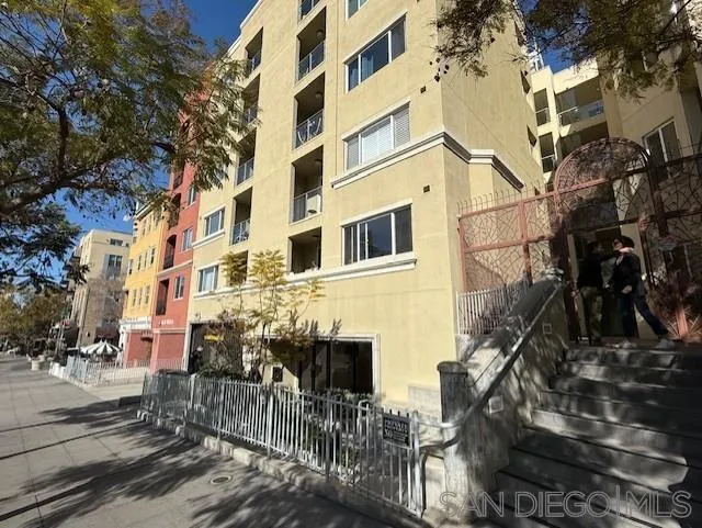 https://cdn.realtyfeed.com/cdn/127/260022628/095c4961fee856aaee9e720201ff607d.webp