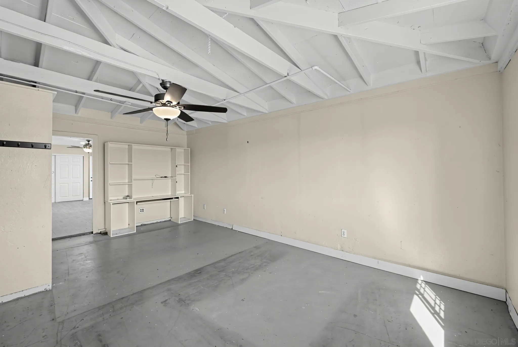 https://cdn.realtyfeed.com/cdn/127/260022632/55ab929310652eb27691944c4d7a7d60.webp