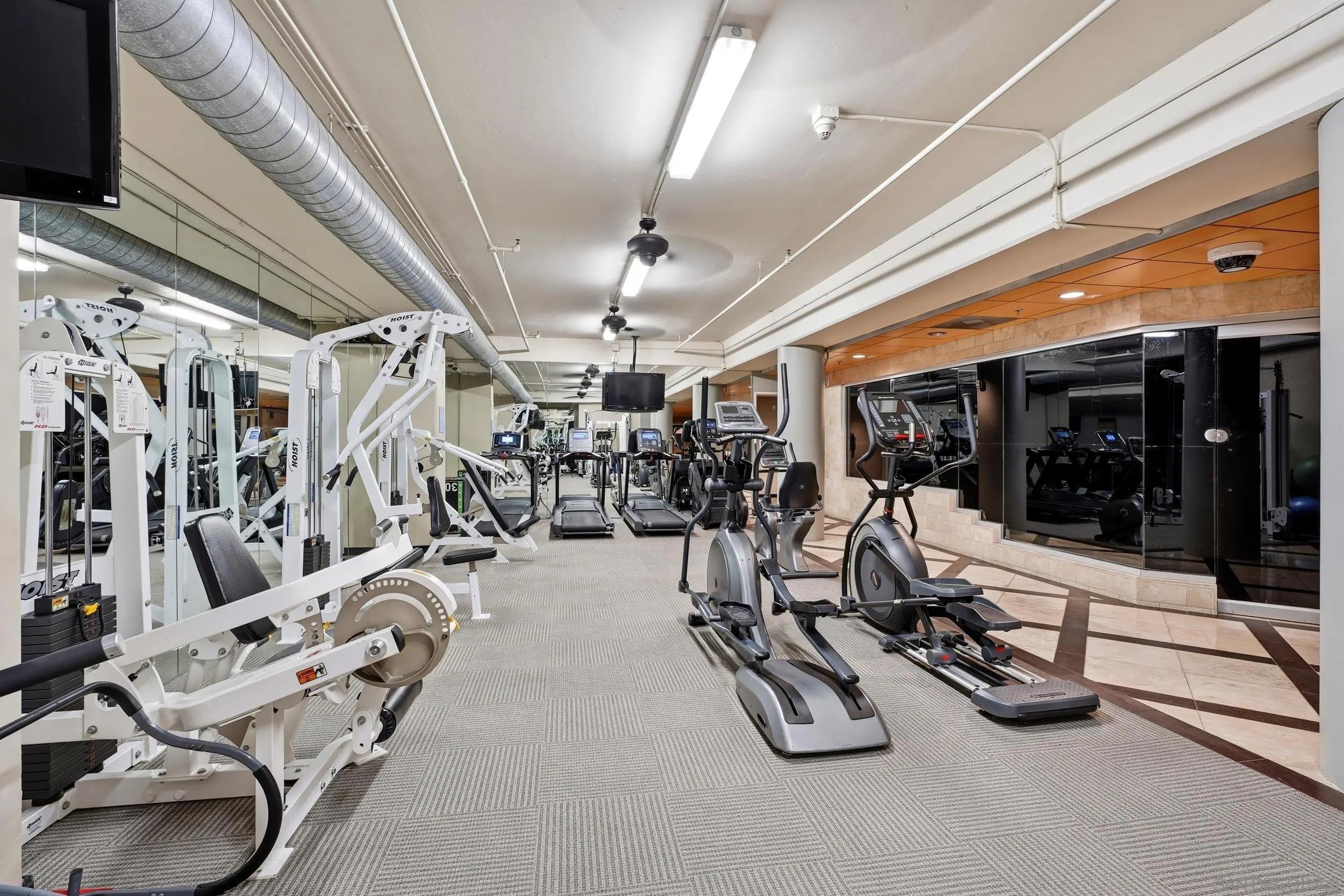 https://cdn.realtyfeed.com/cdn/127/260022633/1ea9c6d7a6e62d1a96b94ab61ffcd425.webp