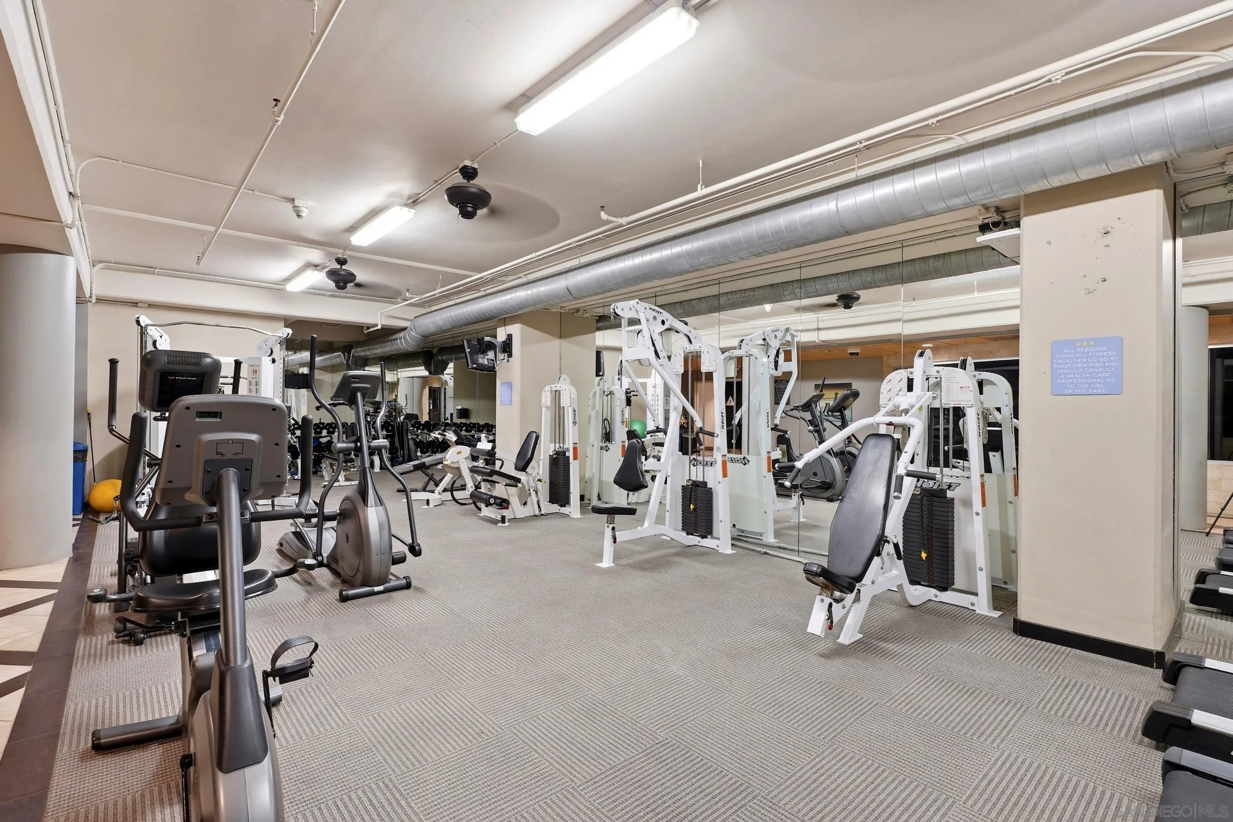 https://cdn.realtyfeed.com/cdn/127/260022633/2c095f3c42f4d0fe8ee8c1fcb91dea02.webp