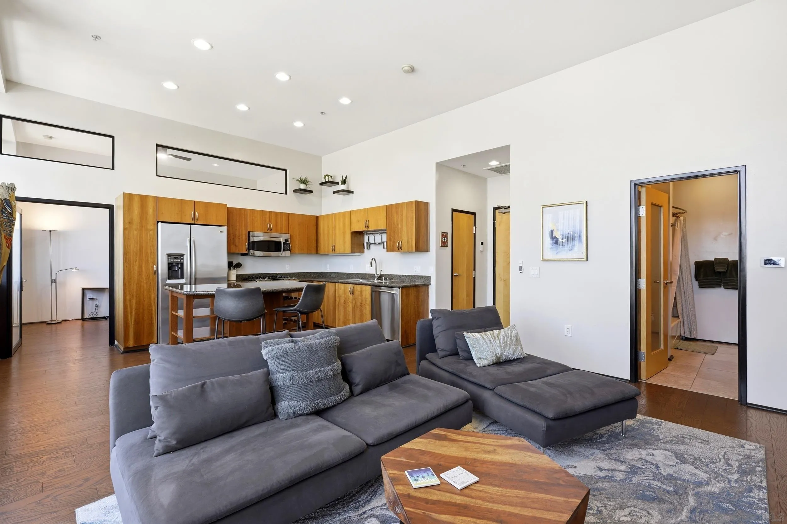 https://cdn.realtyfeed.com/cdn/127/260022633/a2d393fa747836ef5f0fb17bf1b07ab2.webp
