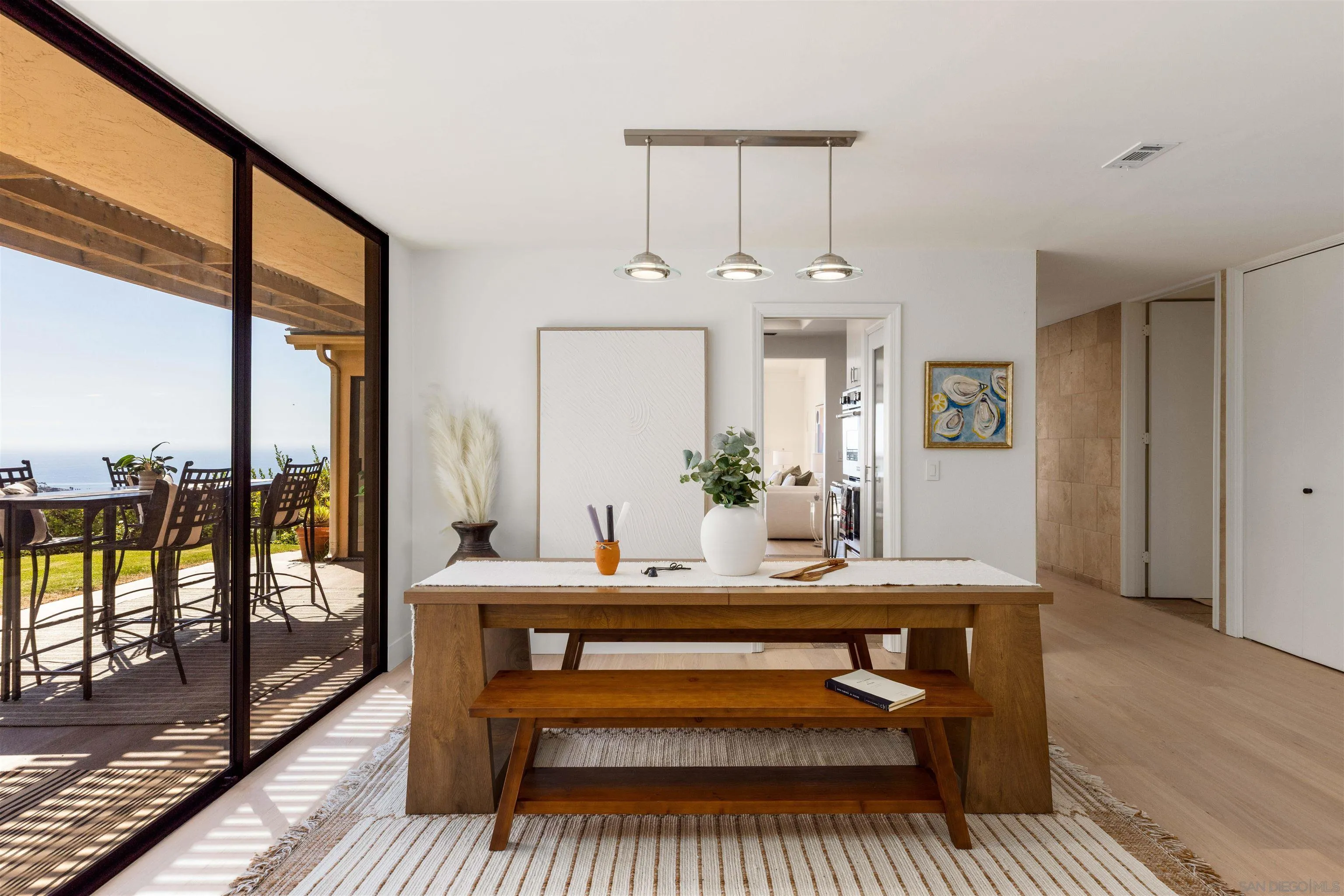 https://cdn.realtyfeed.com/cdn/127/260022635/0fc643c04cdd29c890ceb33c16e854f9.webp