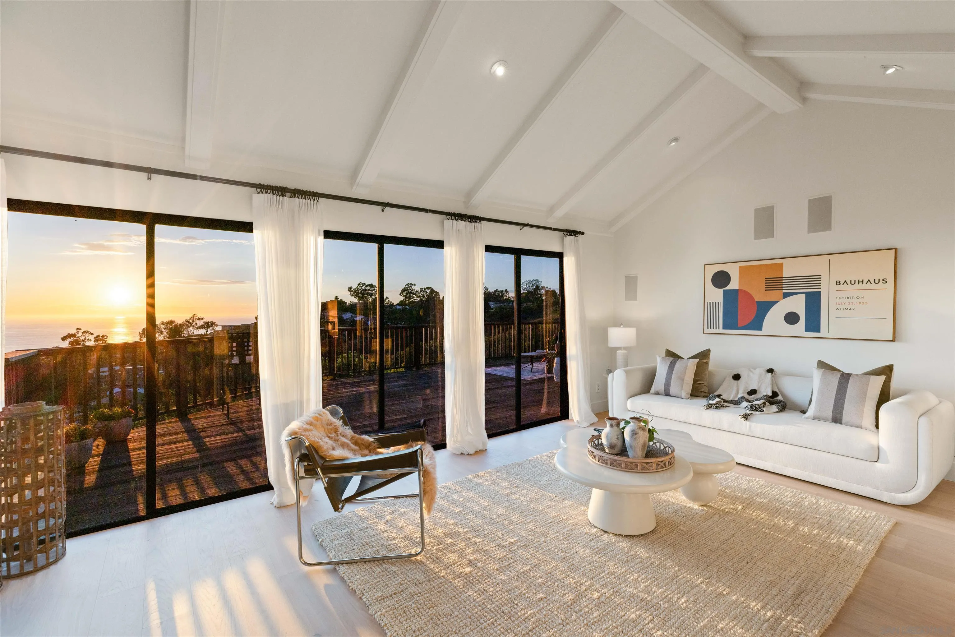 https://cdn.realtyfeed.com/cdn/127/260022635/21410657d20c15f64acfeb68ed50265d.webp