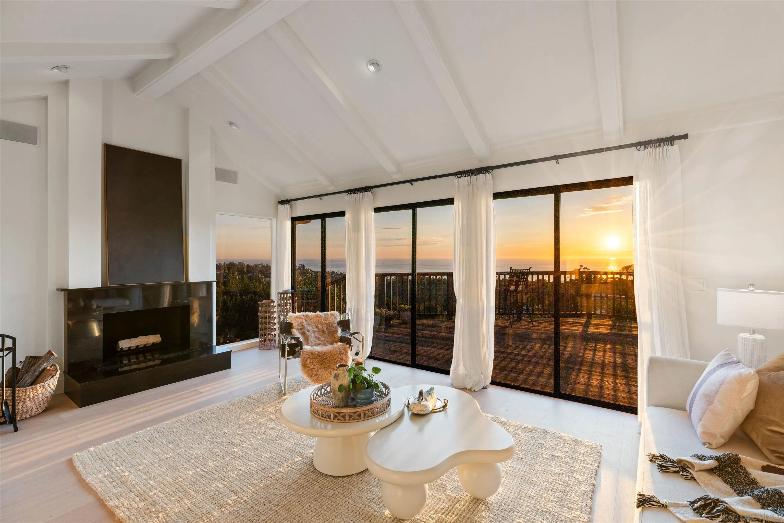 https://cdn.realtyfeed.com/cdn/127/260022635/9952175950d294b1ea255d72540e71d2.webp