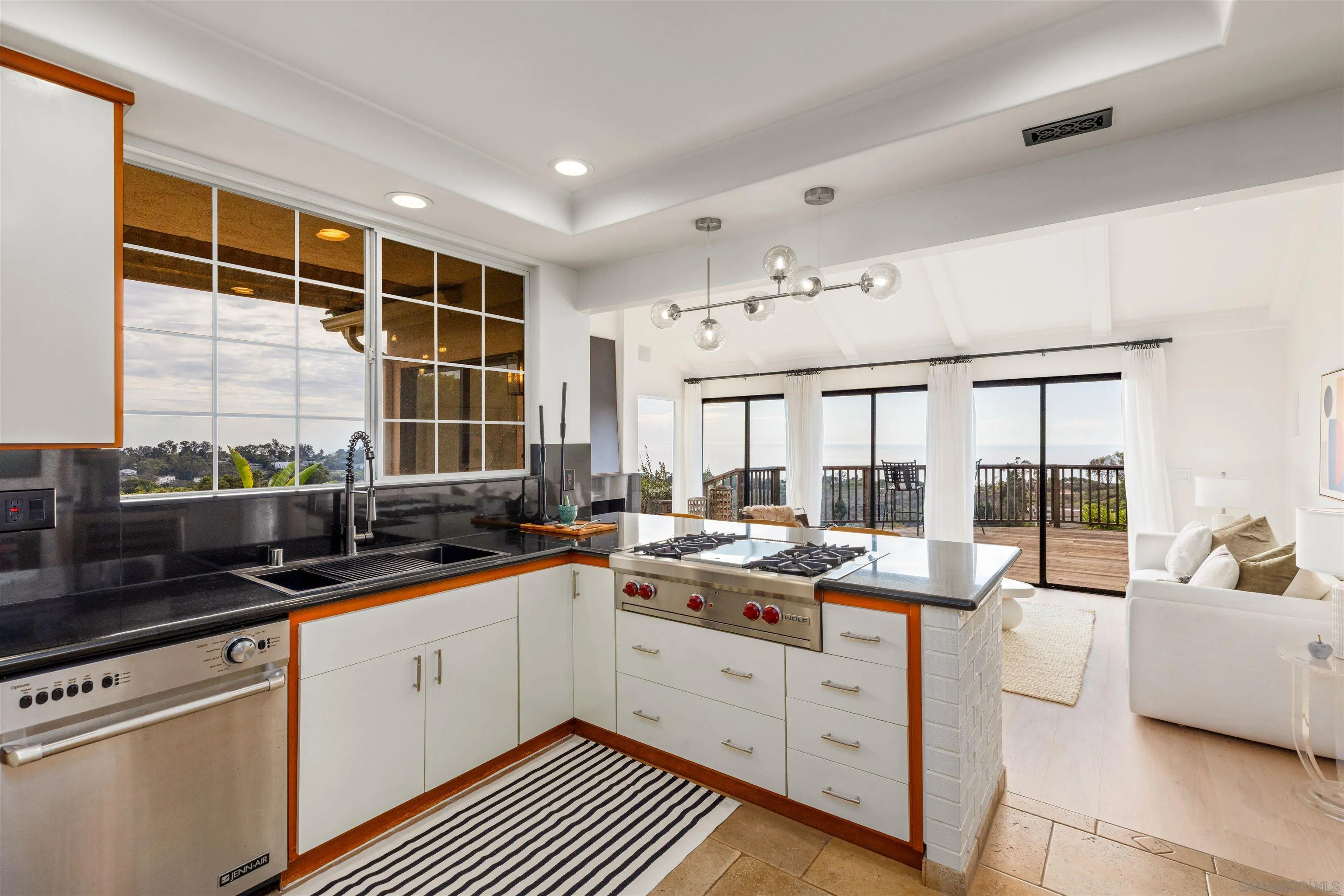 https://cdn.realtyfeed.com/cdn/127/260022635/e90dc63f8d8dbebc238f504071a3544e.webp