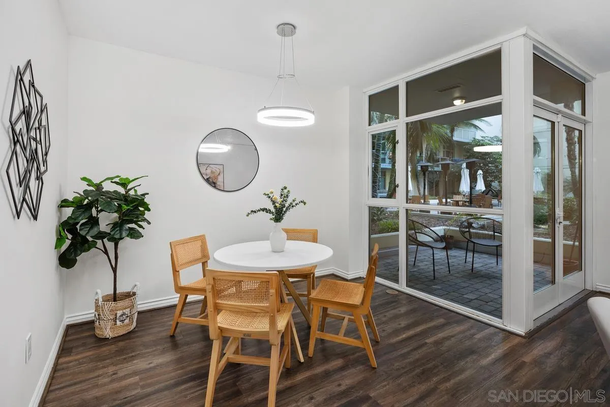 https://cdn.realtyfeed.com/cdn/127/260022640/f20fdb8ee1b88ec6c906d9dd03b0c48b.webp