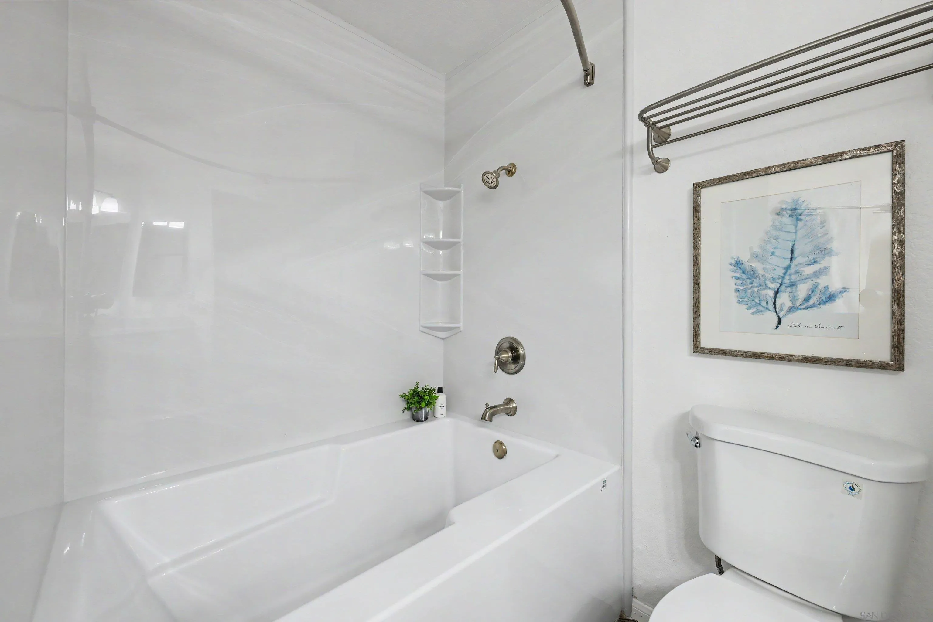 https://cdn.realtyfeed.com/cdn/127/260022649/05db8217117e0a8c0573a48656119f64.webp