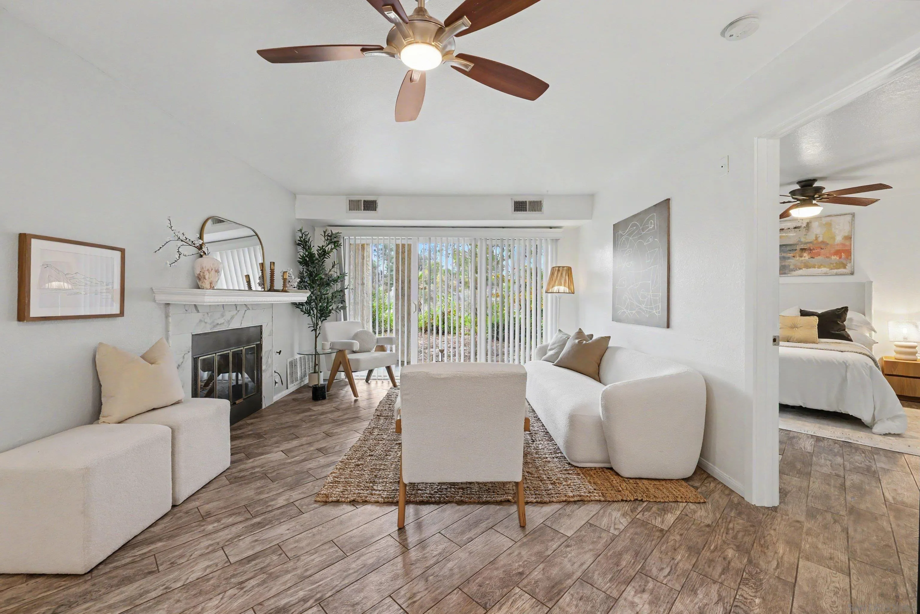https://cdn.realtyfeed.com/cdn/127/260022649/274df382fe26e03092f702f970555148.webp