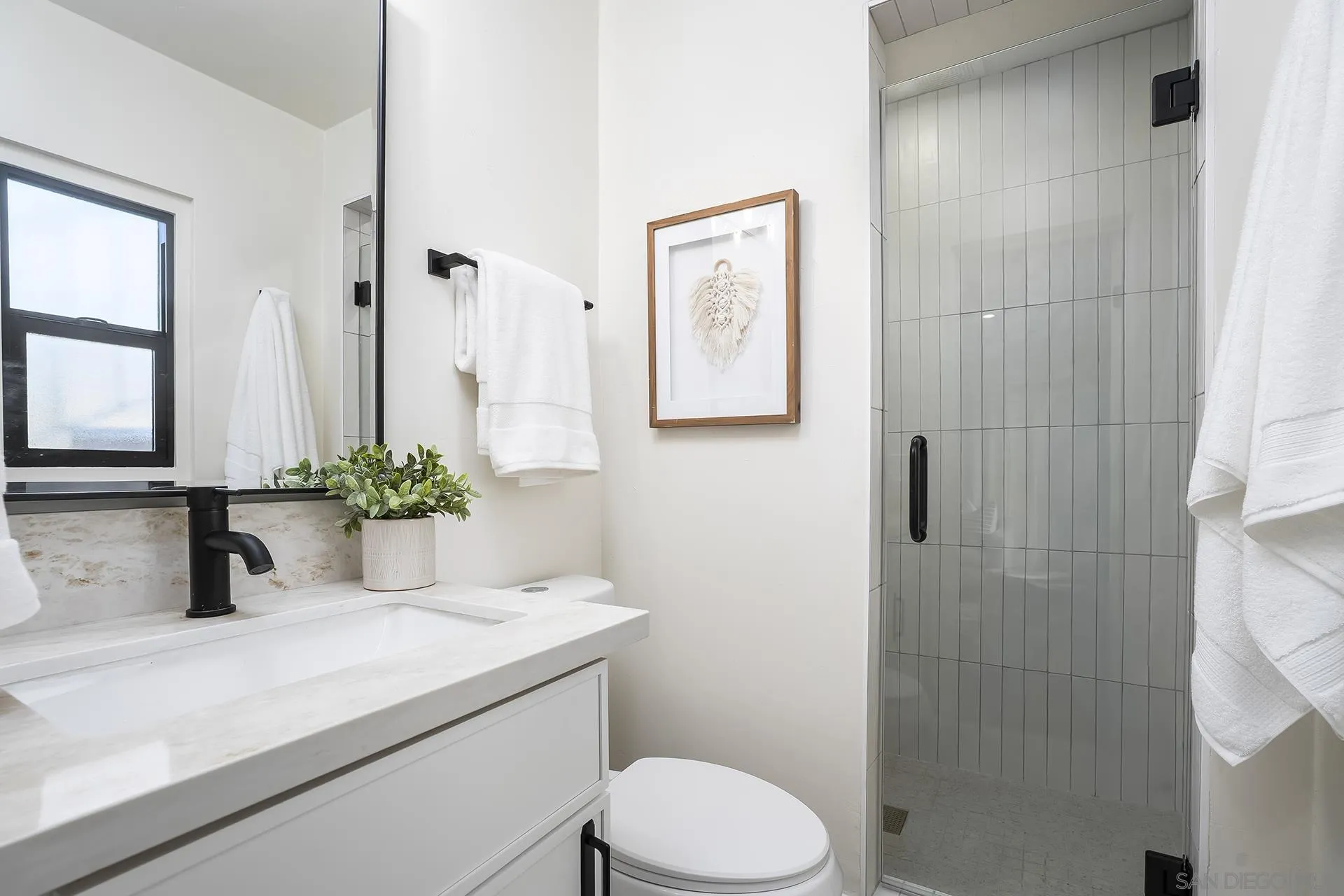 https://cdn.realtyfeed.com/cdn/127/260022660/401f3e5272280003ece797819f3cd4d3.webp
