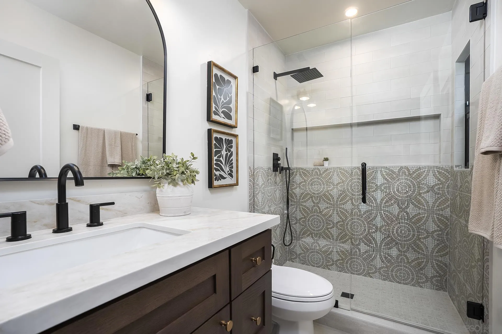 https://cdn.realtyfeed.com/cdn/127/260022660/734c8fc0ae979c8b86b5c0a7691fa1e8.webp