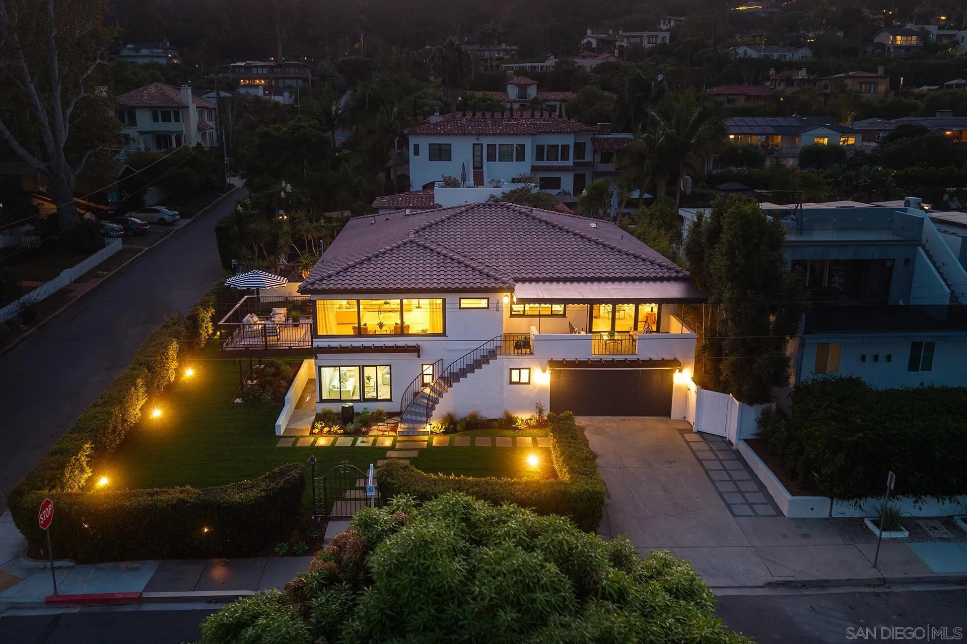 https://cdn.realtyfeed.com/cdn/127/260022660/c38dd82bda3066d96c0fab21178ab17b.webp