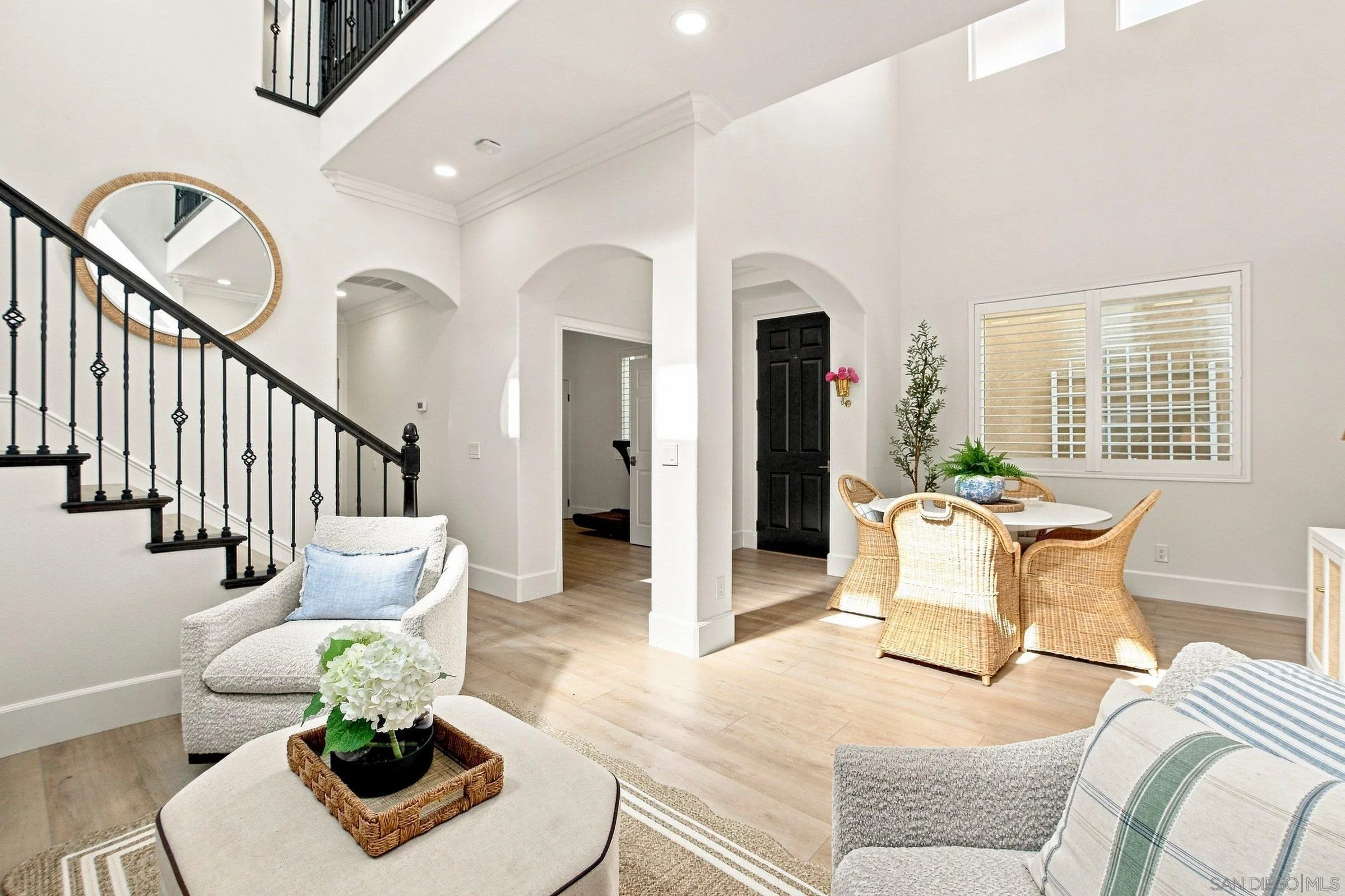 https://cdn.realtyfeed.com/cdn/127/260022666/4de32e91ef31e3f4e216cc4af3788aed.webp