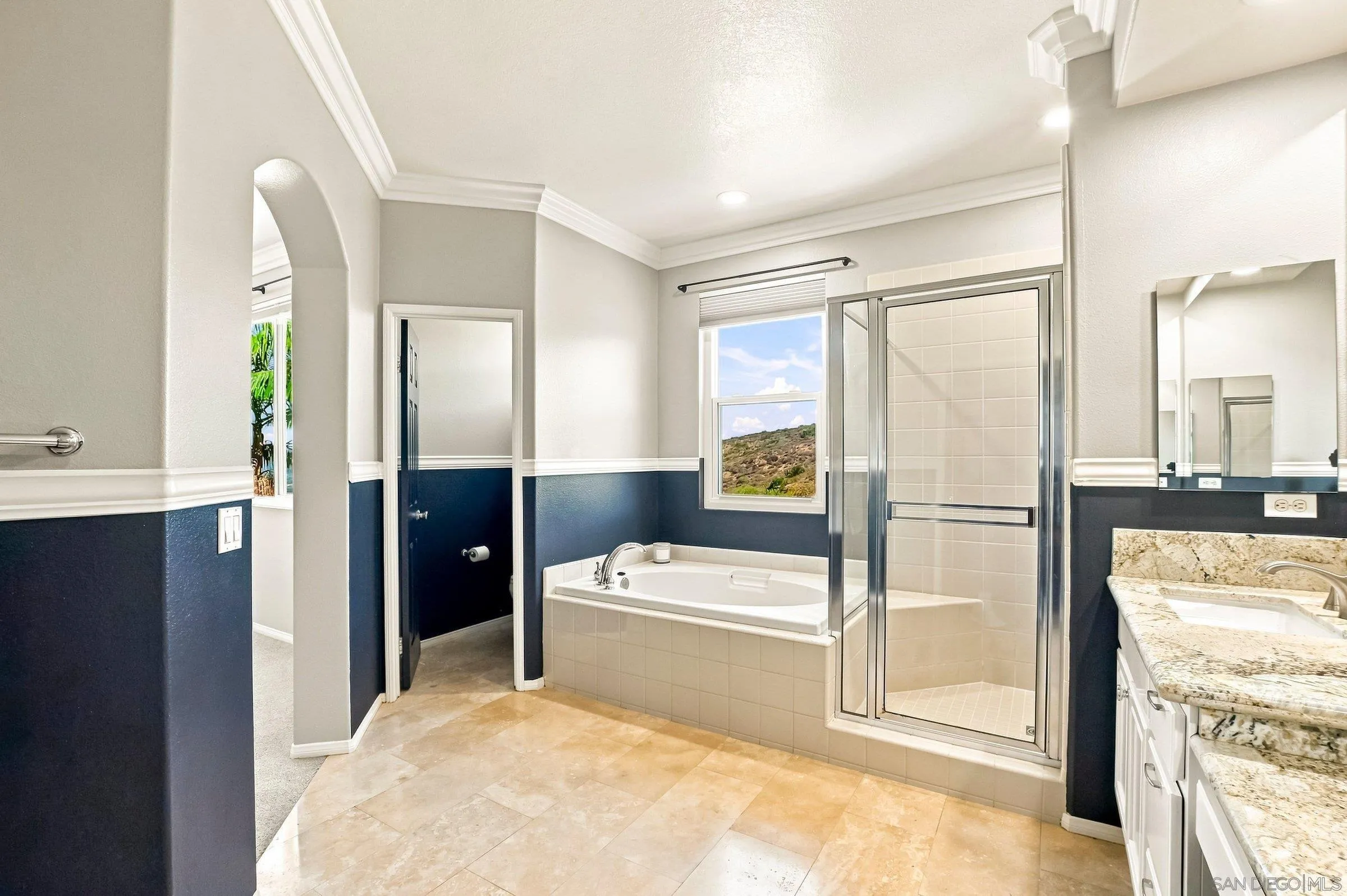 https://cdn.realtyfeed.com/cdn/127/260022666/8af67b3c082669a83ea42946f69b2e85.webp