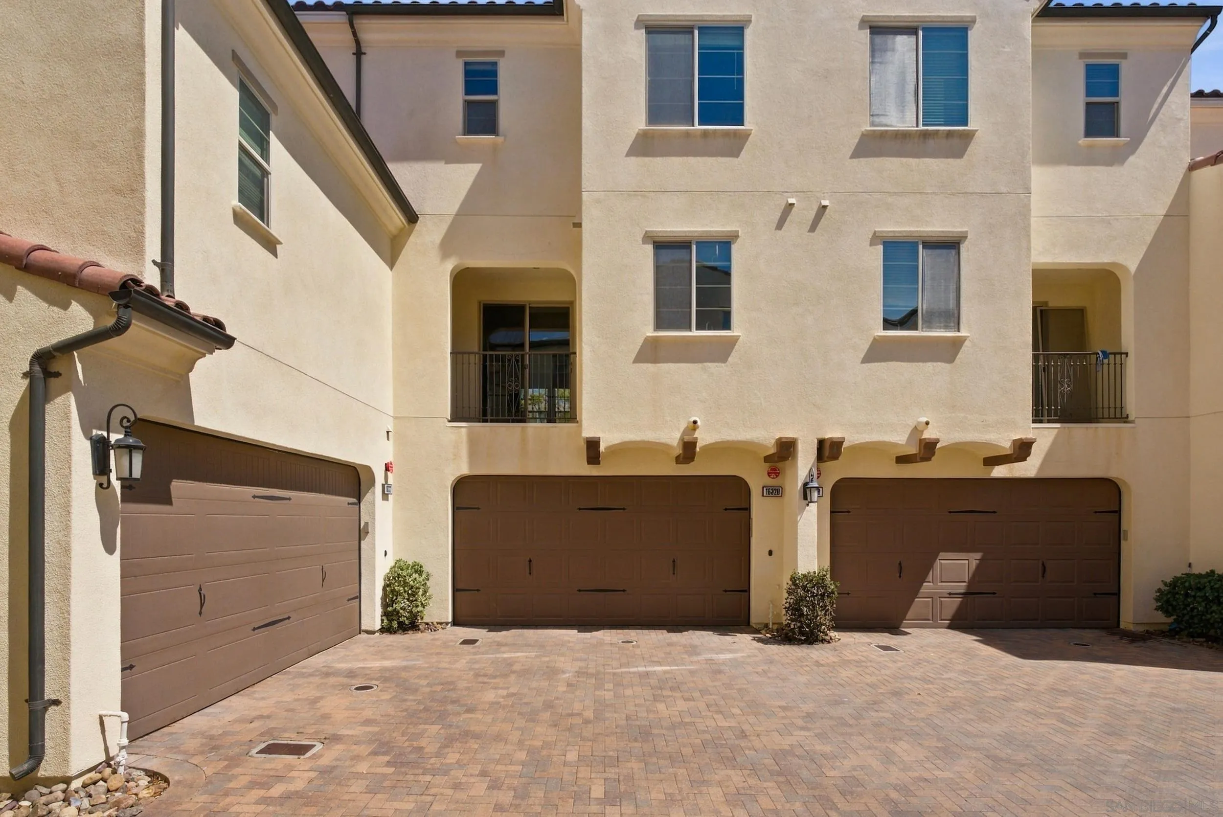 https://cdn.realtyfeed.com/cdn/127/260022667/8e7342cf952a2c541e0e8f63deced0e6.webp