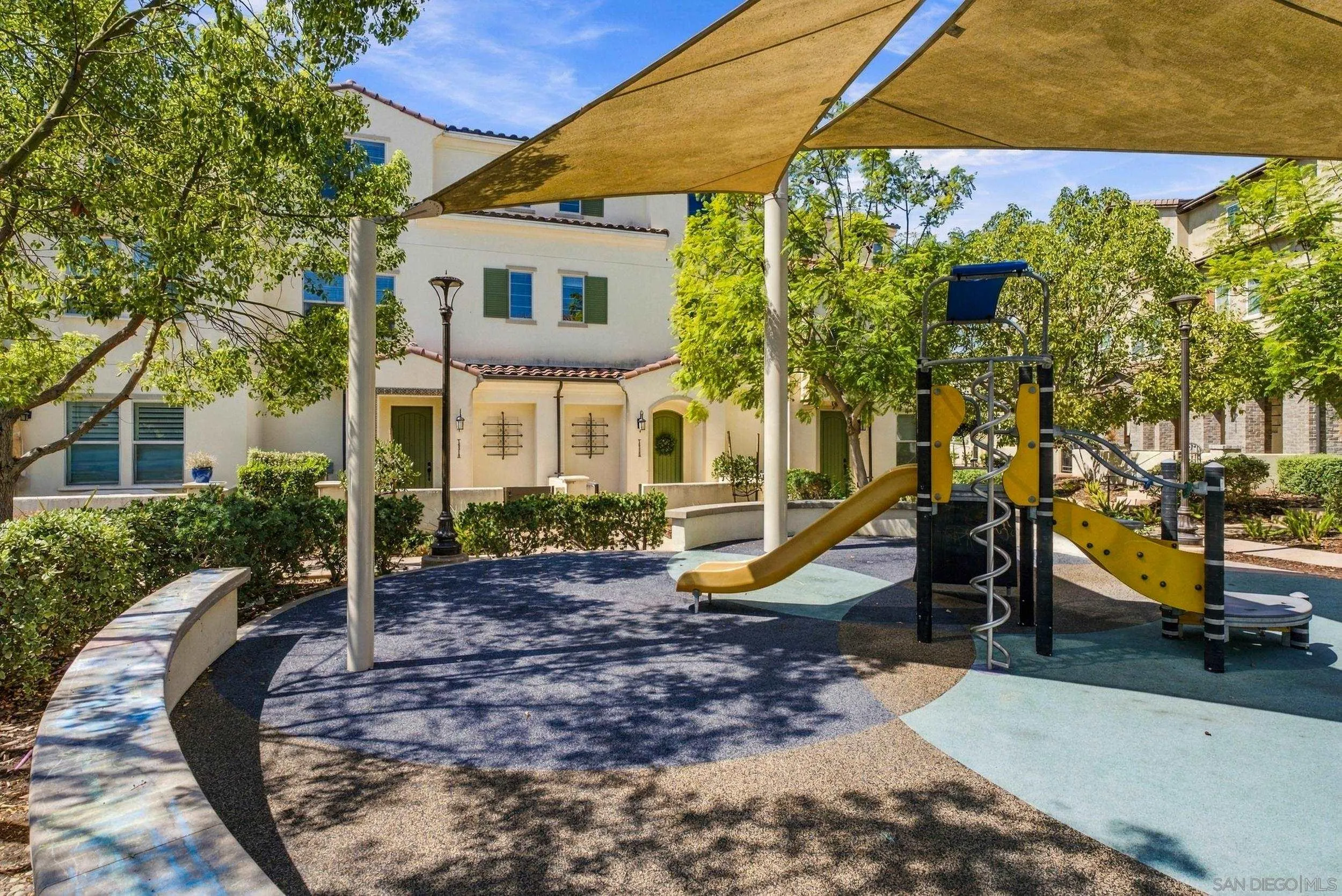 https://cdn.realtyfeed.com/cdn/127/260022667/9b68ddaec376d5149a95527e11dbca59.webp