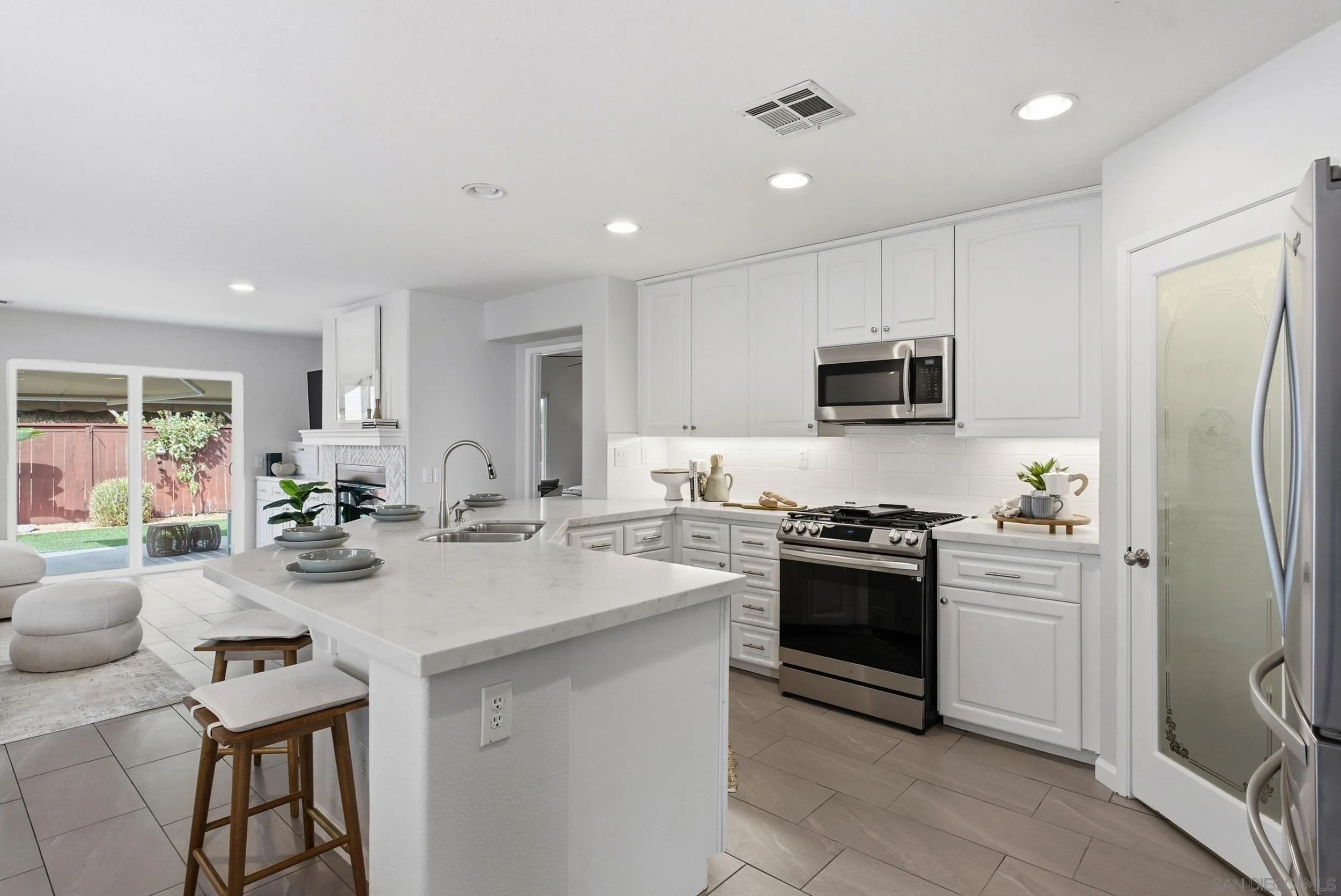 https://cdn.realtyfeed.com/cdn/127/260022669/06b5fa9f0cbe30c525cc651c442573dd.webp