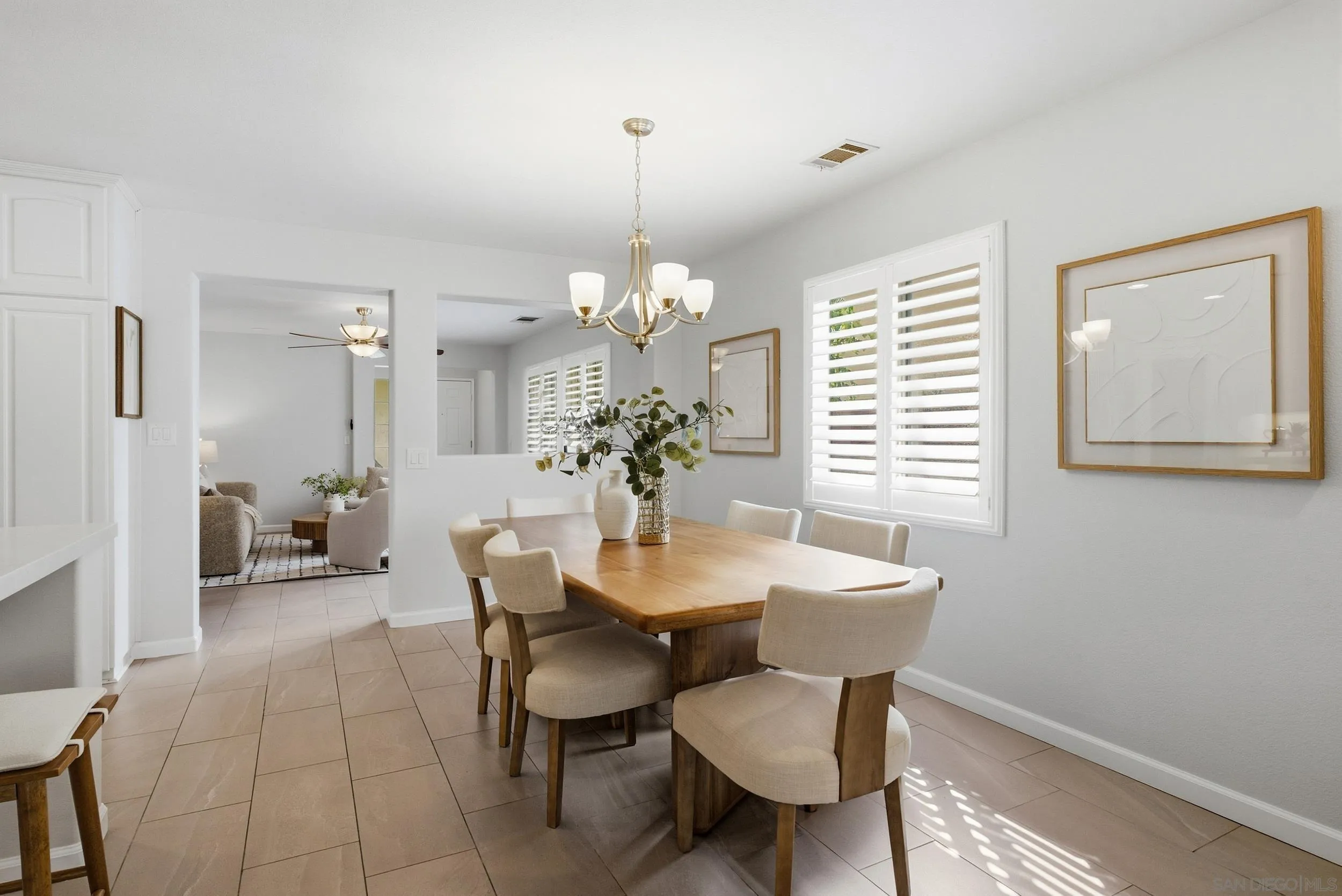 https://cdn.realtyfeed.com/cdn/127/260022669/b1a5748d0512eebc84fc56ac983f9a55.webp
