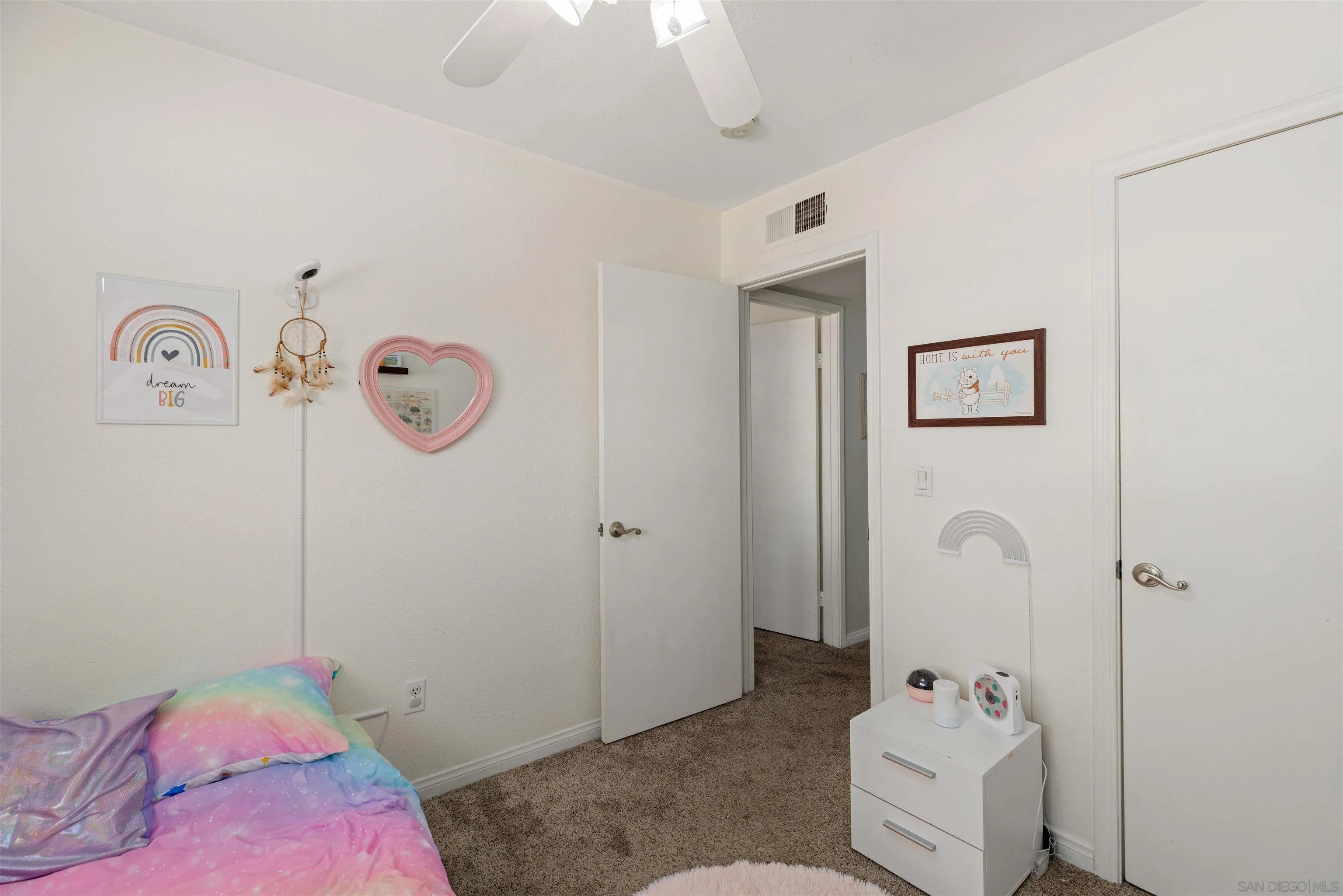 https://cdn.realtyfeed.com/cdn/127/260022676/1f5d845c58f3e6df825e9ddeb7dd8923.webp
