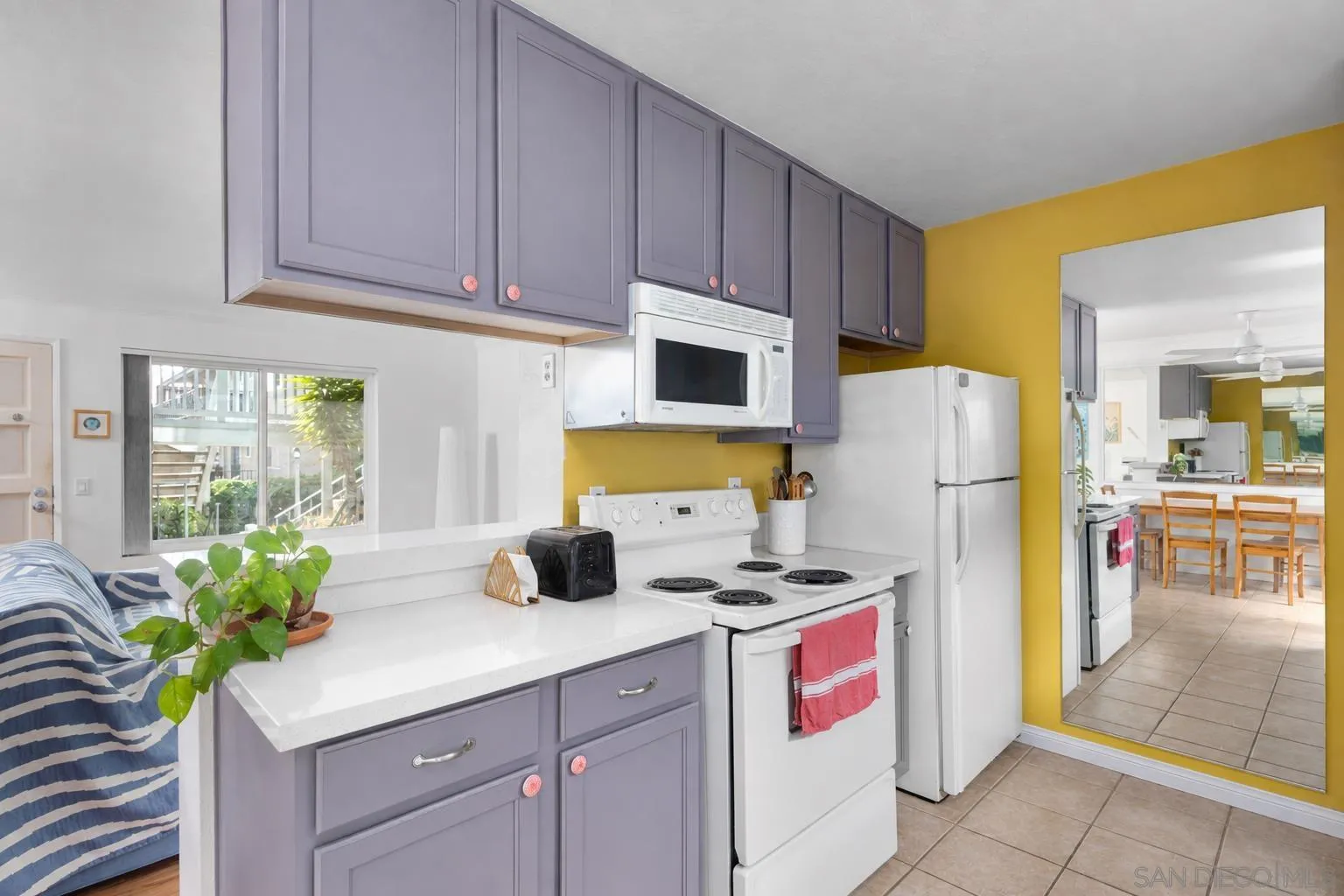 https://cdn.realtyfeed.com/cdn/127/260022677/18bd1f47d9da1ebc7c1ea07de7e9681c.webp
