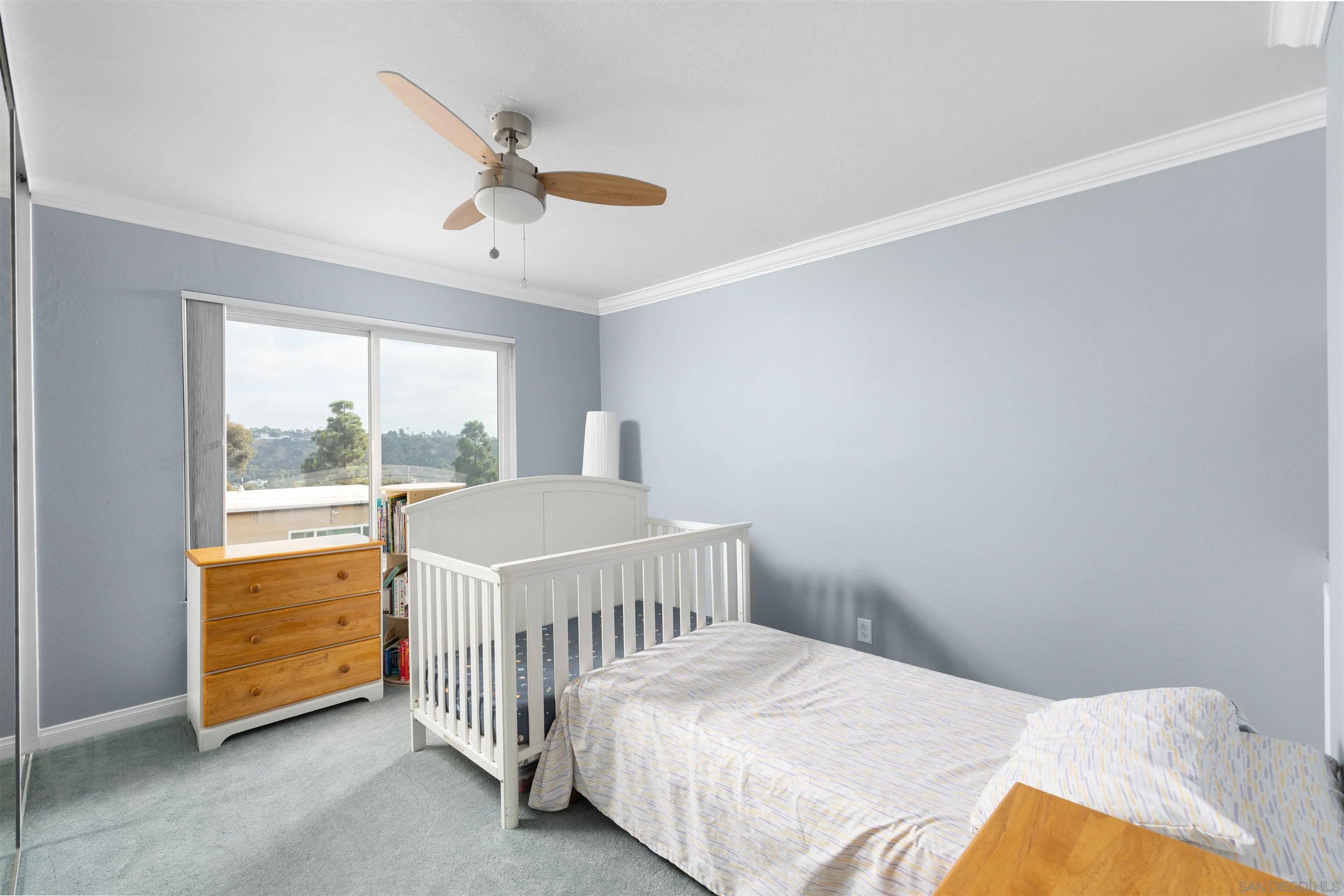 https://cdn.realtyfeed.com/cdn/127/260022677/f219028b207f3412a6abda8855182f75.webp