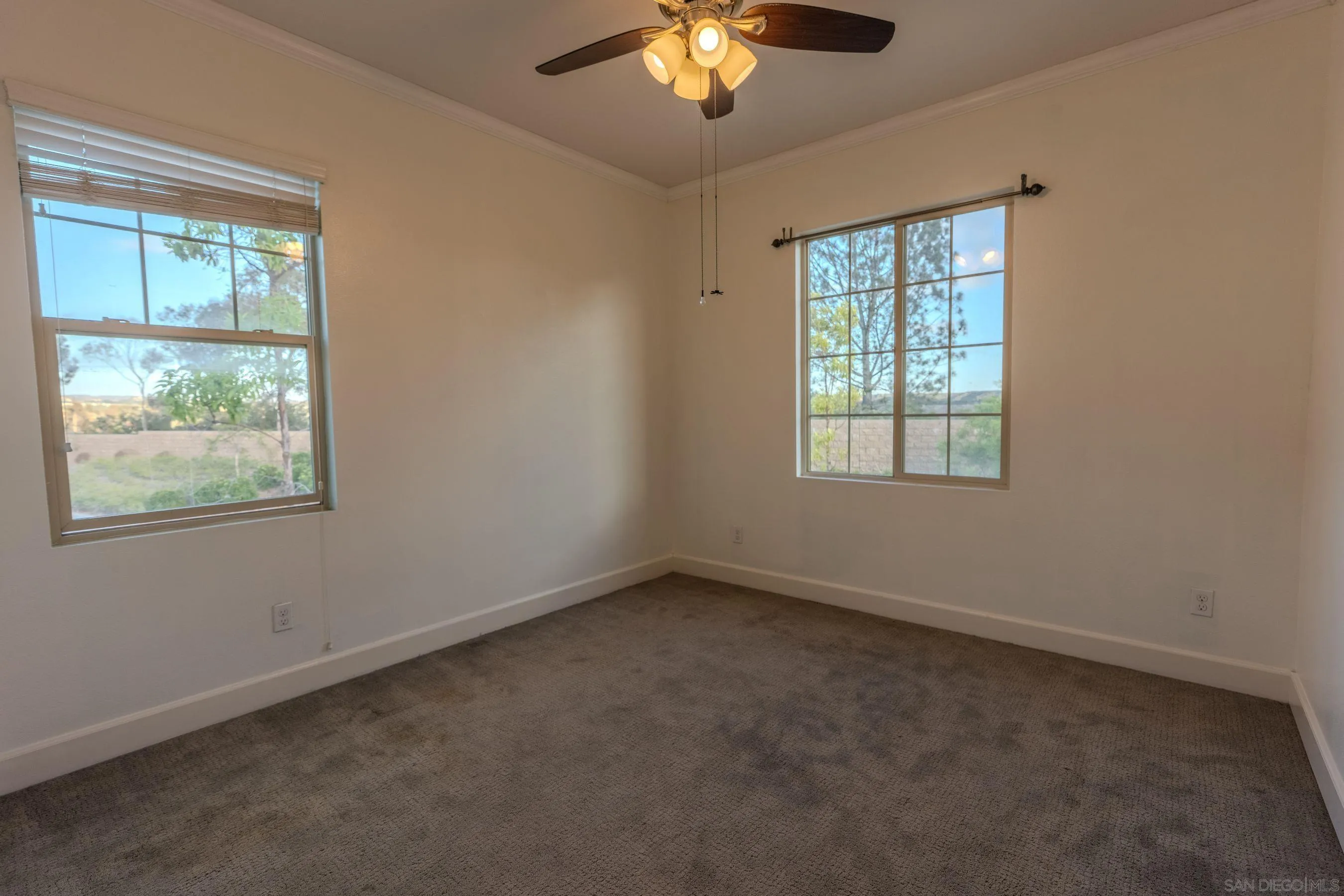 https://cdn.realtyfeed.com/cdn/127/260022687/6e761248ed3e63cfc3749f07ea678184.webp