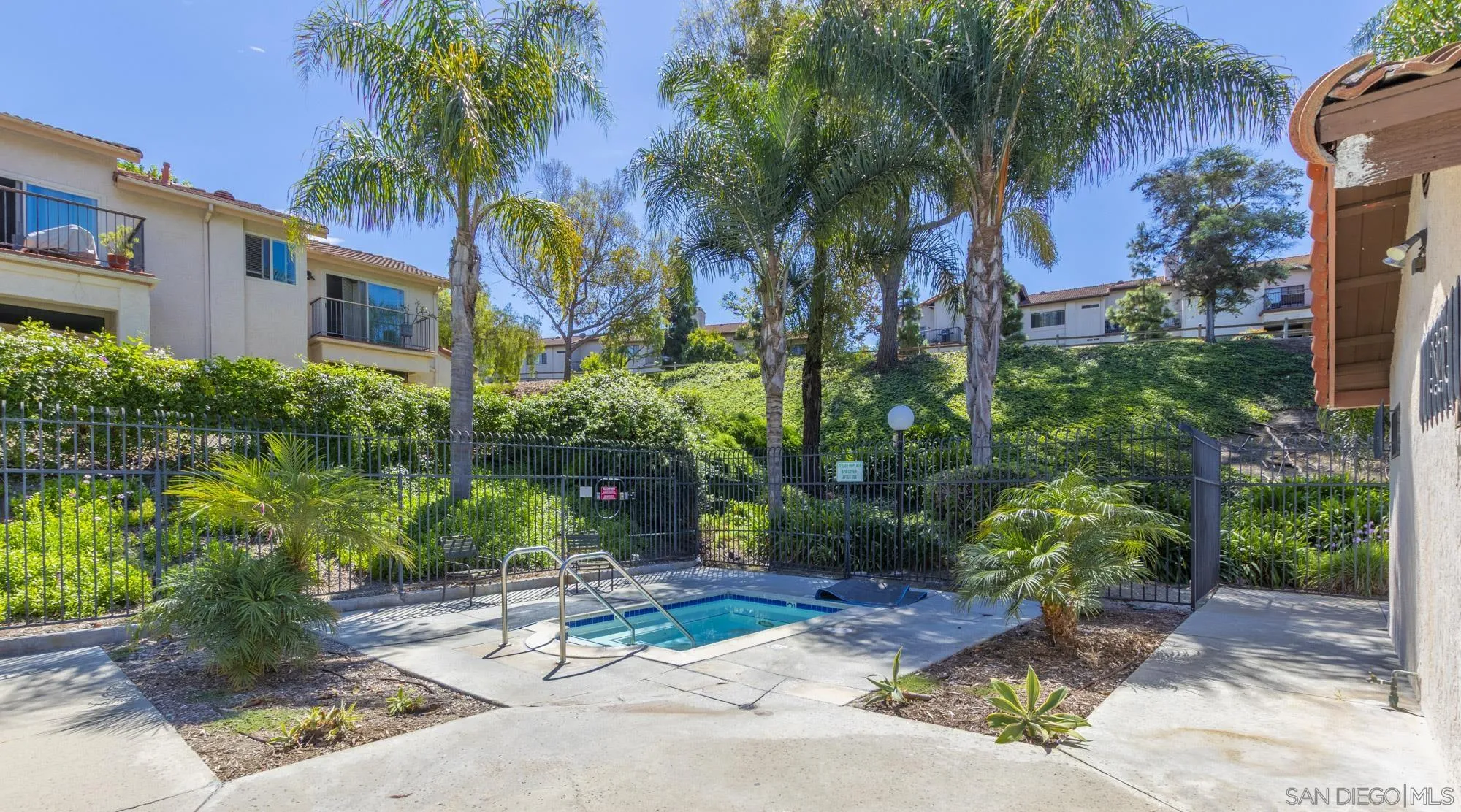 https://cdn.realtyfeed.com/cdn/127/260022688/0978a12641b4ca980ed9787594080177.webp