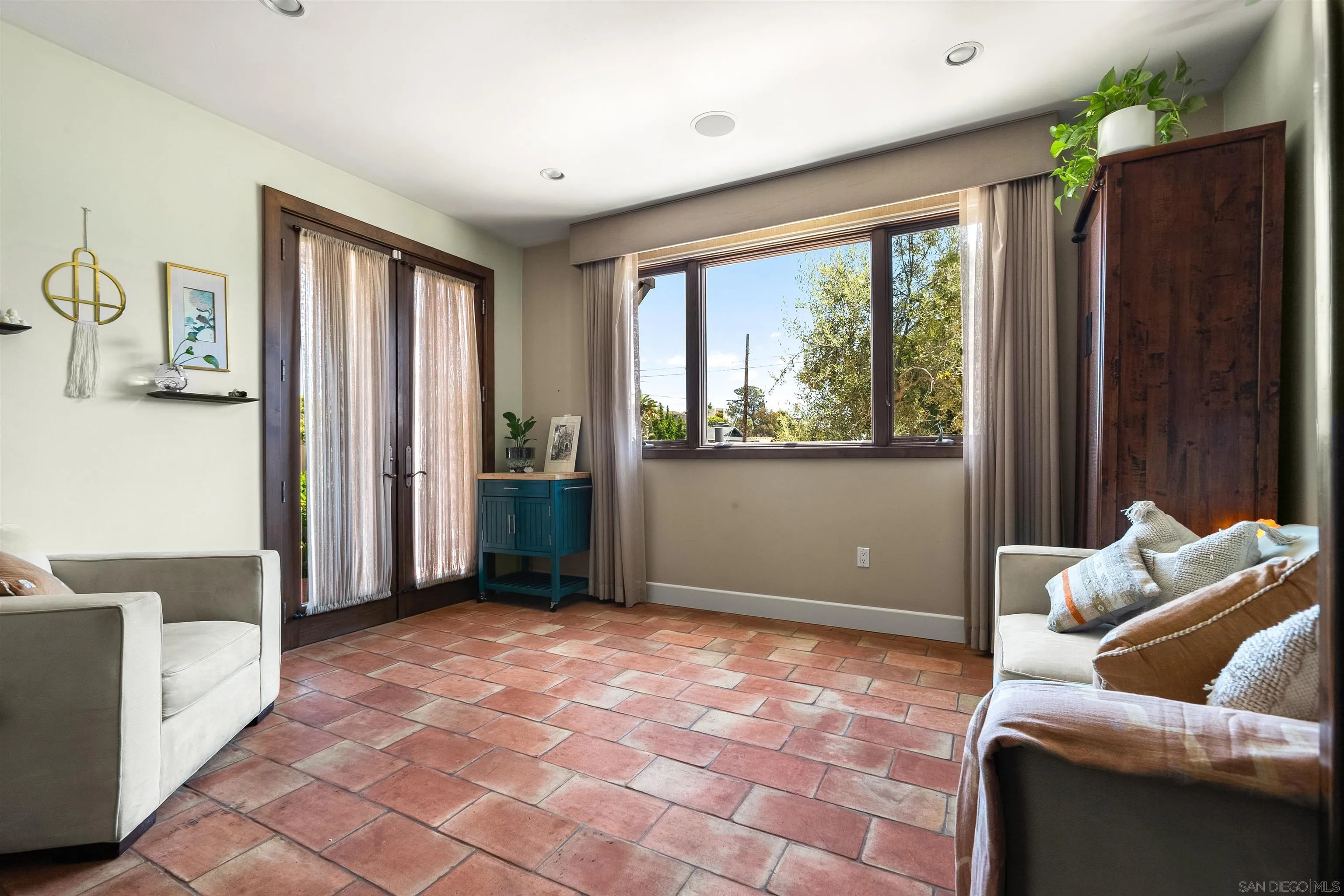 1834 Clove St, San Diego, CA 92106, photo 43