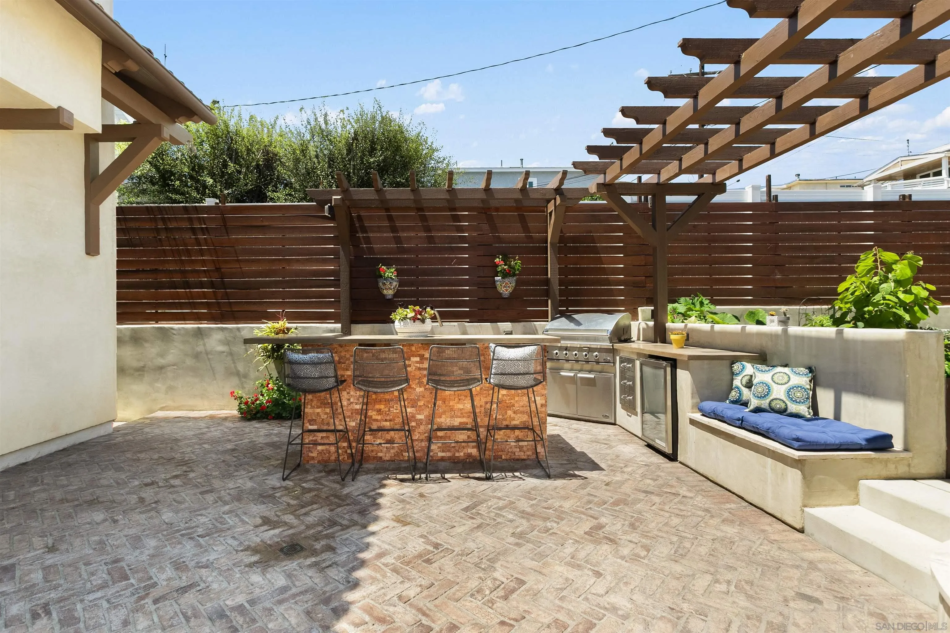 1834 Clove St, San Diego, CA 92106, photo 15