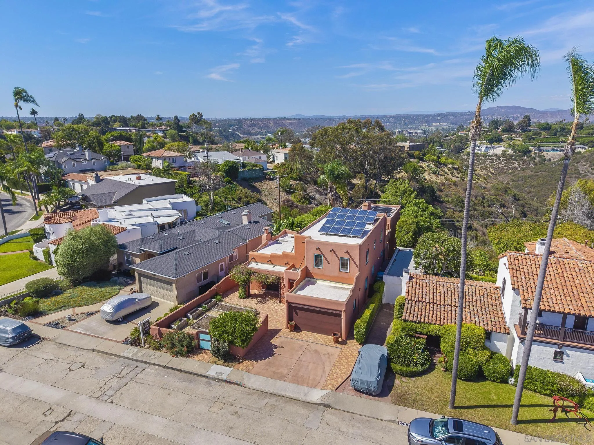 https://cdn.realtyfeed.com/cdn/127/260022693/3b3cc3e081c8a18dafb813a59ee01ec8.webp