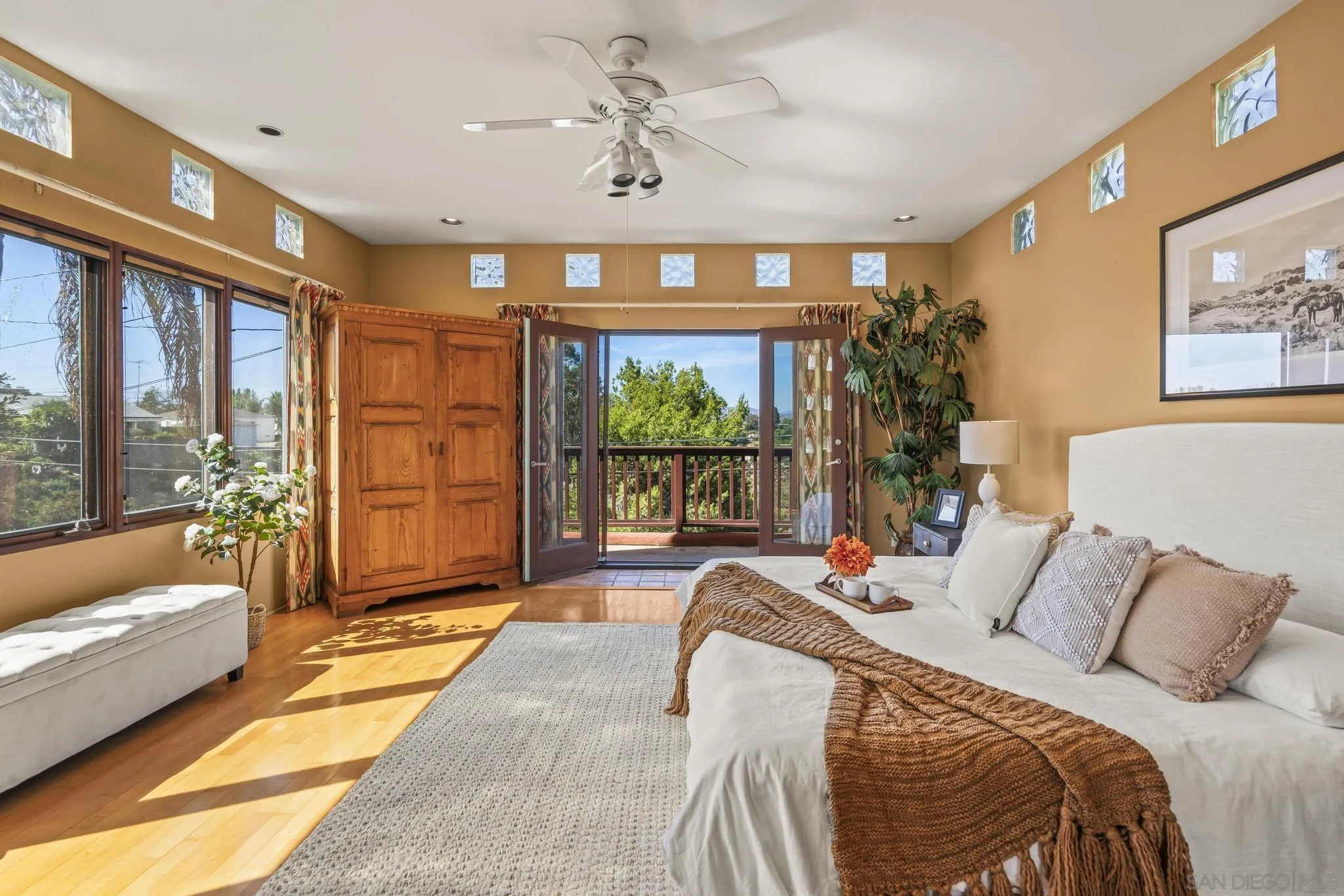 https://cdn.realtyfeed.com/cdn/127/260022693/f6a6f09e9556a6dbcf9bc0518b210bd3.webp