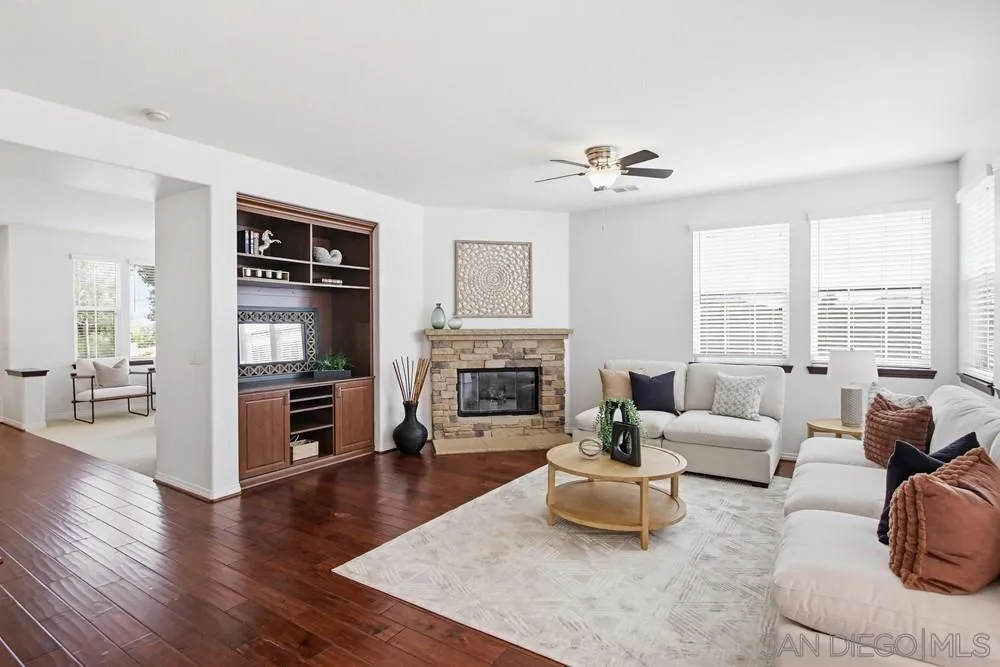 https://cdn.realtyfeed.com/cdn/127/260022699/09bb72361567f9356f4f4d69fb4dffe1.webp