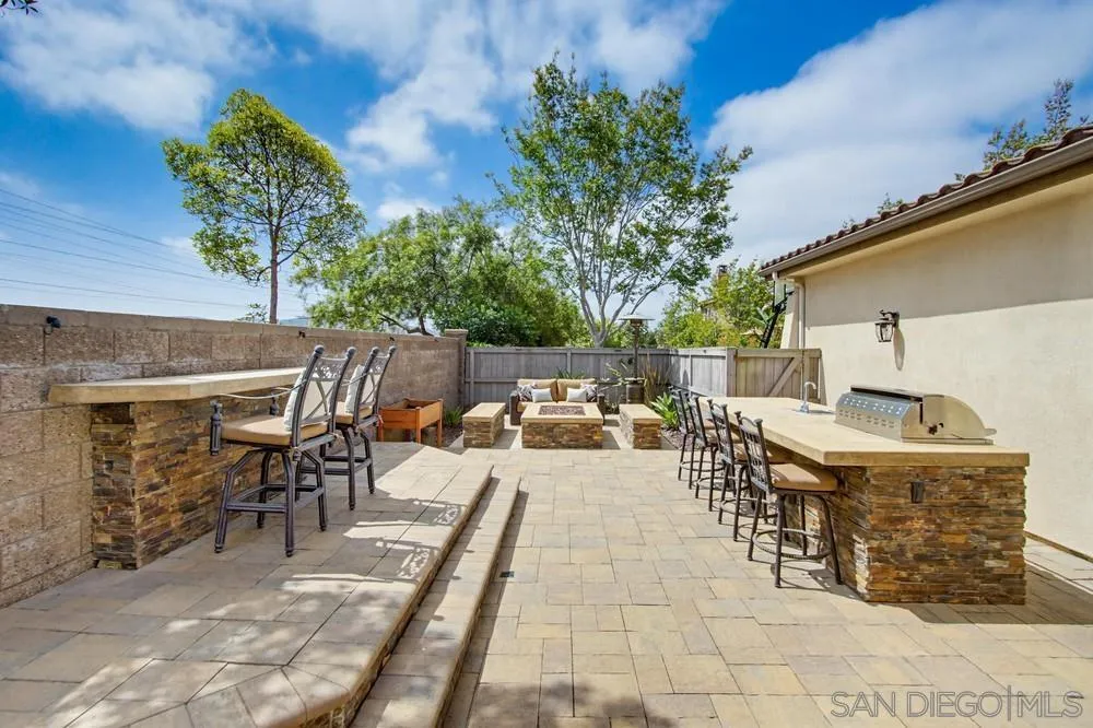 https://cdn.realtyfeed.com/cdn/127/260022699/4b9aa4e141059aa5aba11dcca9ab7f74.webp